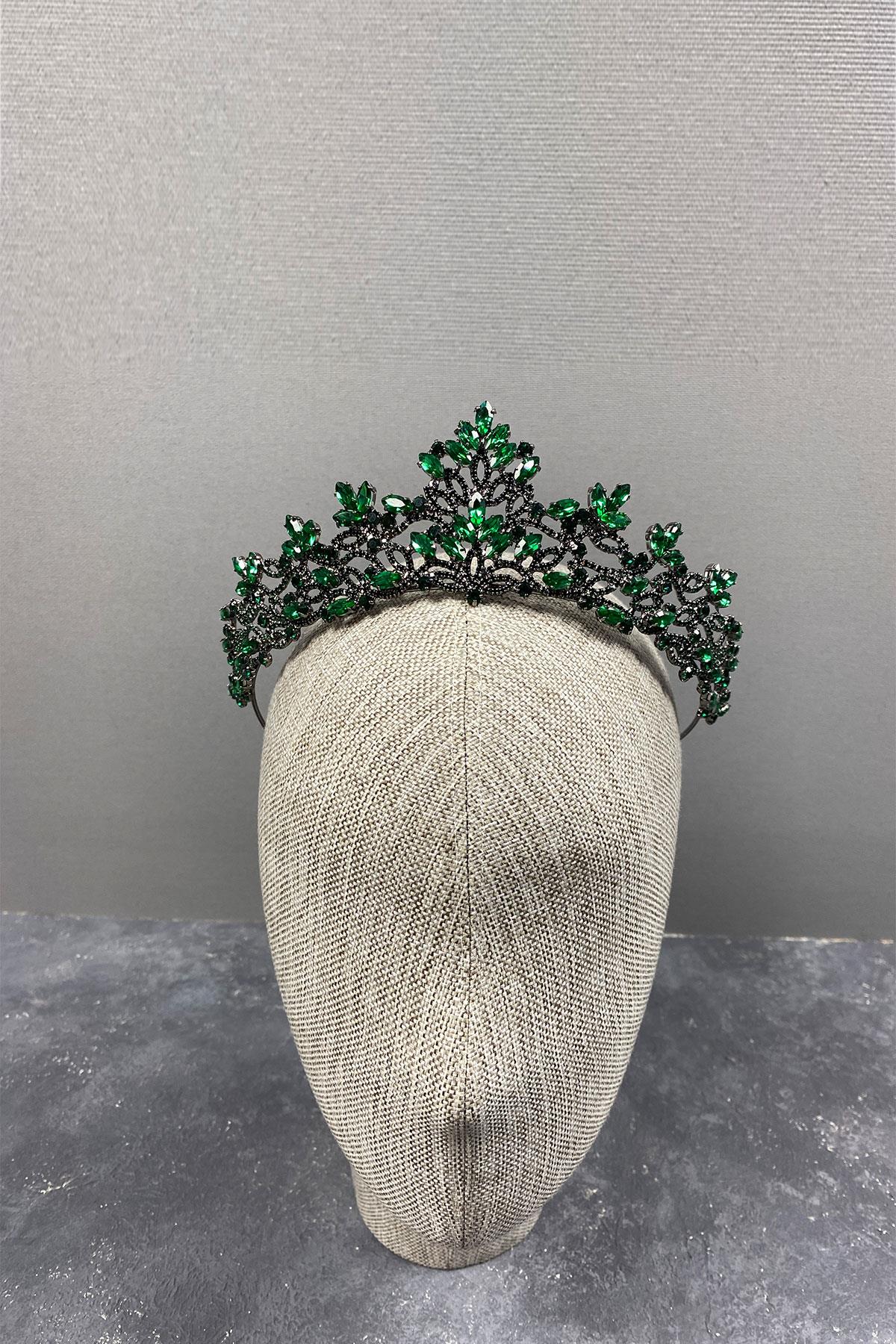Melis Model Bride Henna Crown