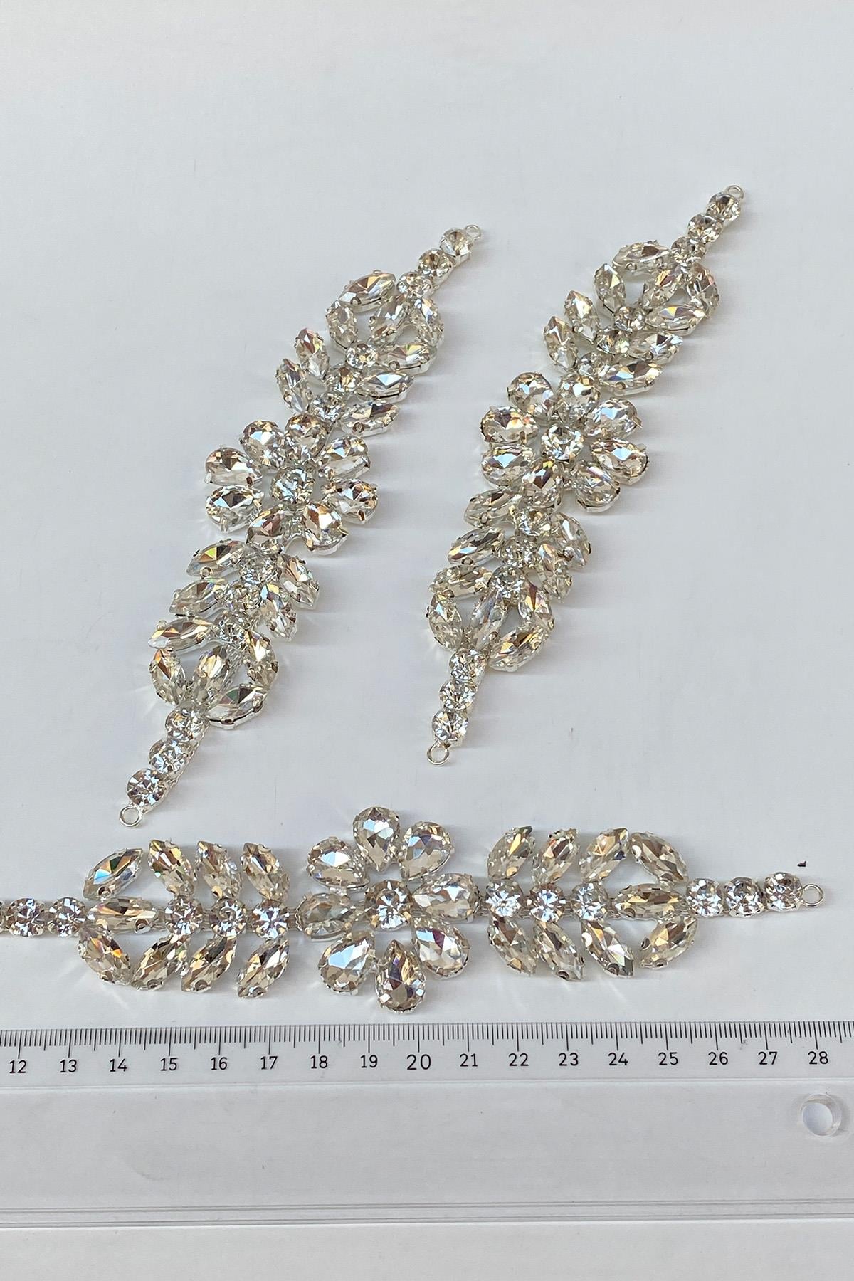 Metal Kasalı Motif Taşlı Cam Aplik 