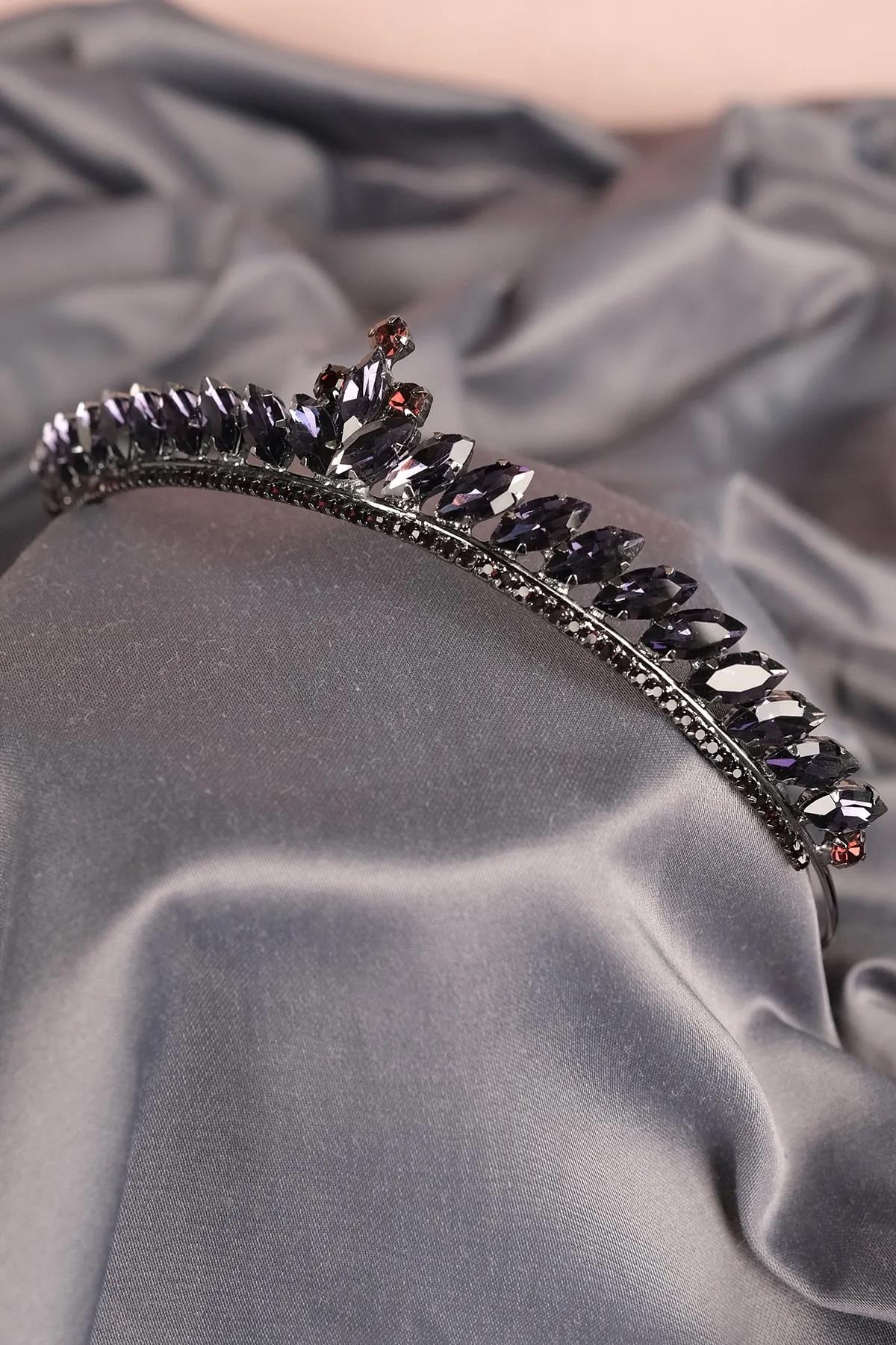 Purple Thin Shuttle Stone Bridal Henna Crown
