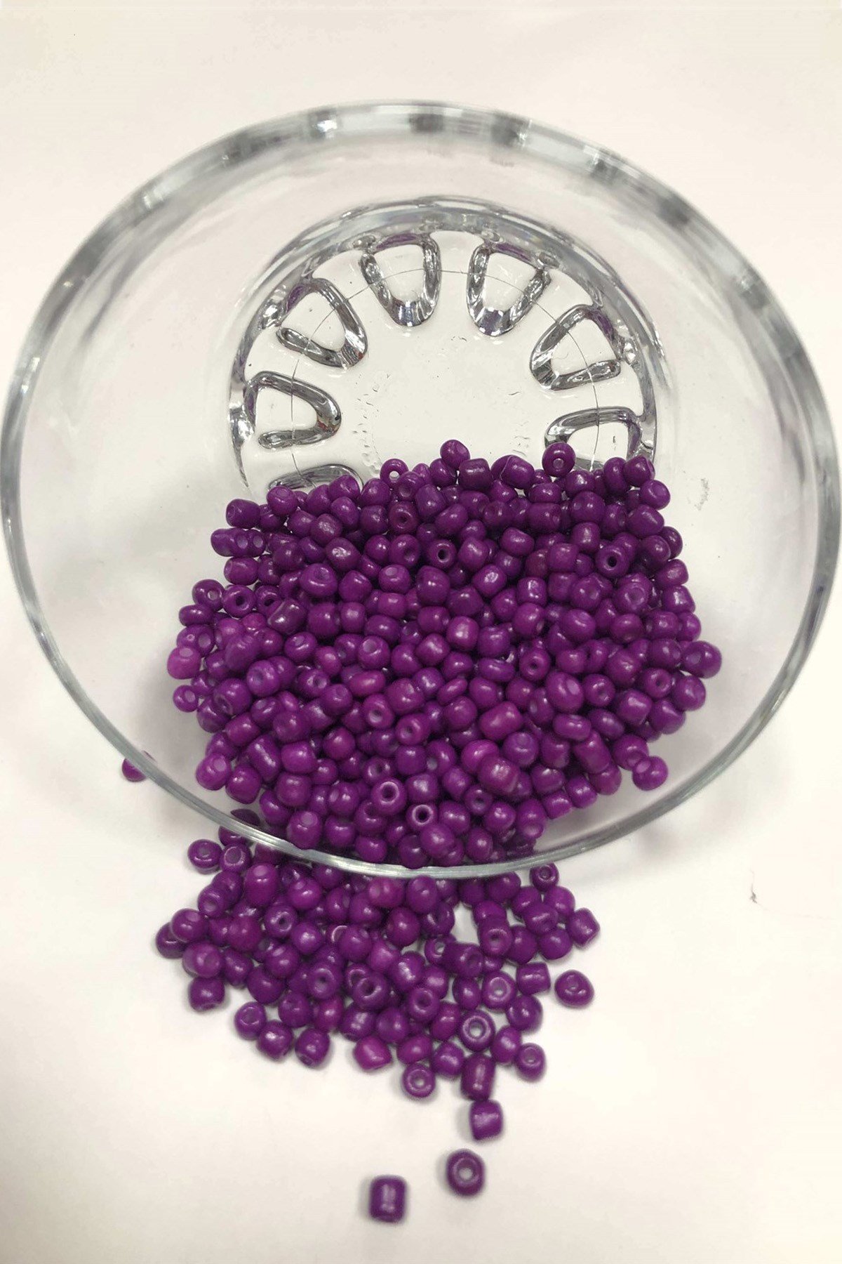 Mor Kum Boncuk Orta Boy 4 mm 50 gr