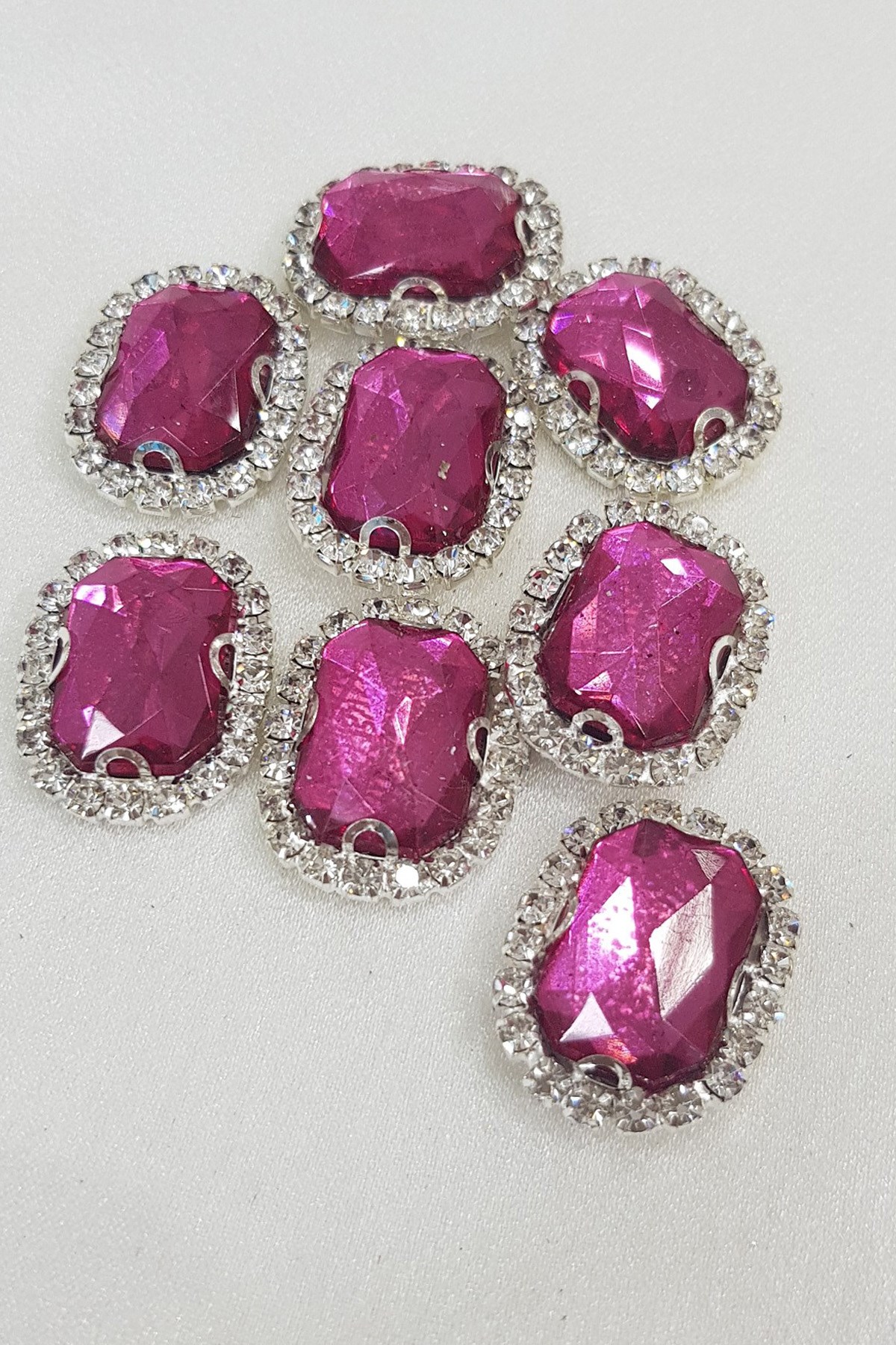 Plum Rectangle Cased Pillar 1 pcs