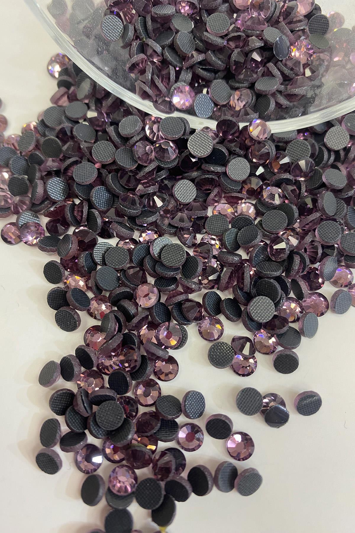 Mürdüm Ütüyle Yapışan Boncuk Ss20 5mm Yapıştırma Taş 25 grm