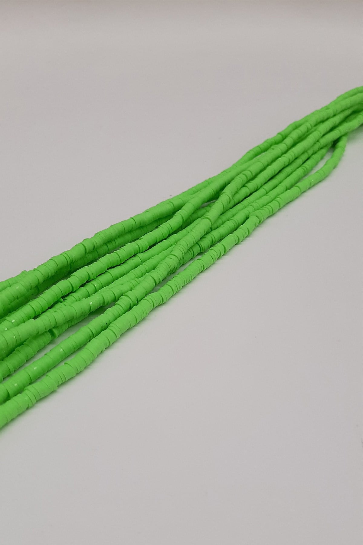 Neon Açık Yeşil Fimo Hamur Boncuk 4mm