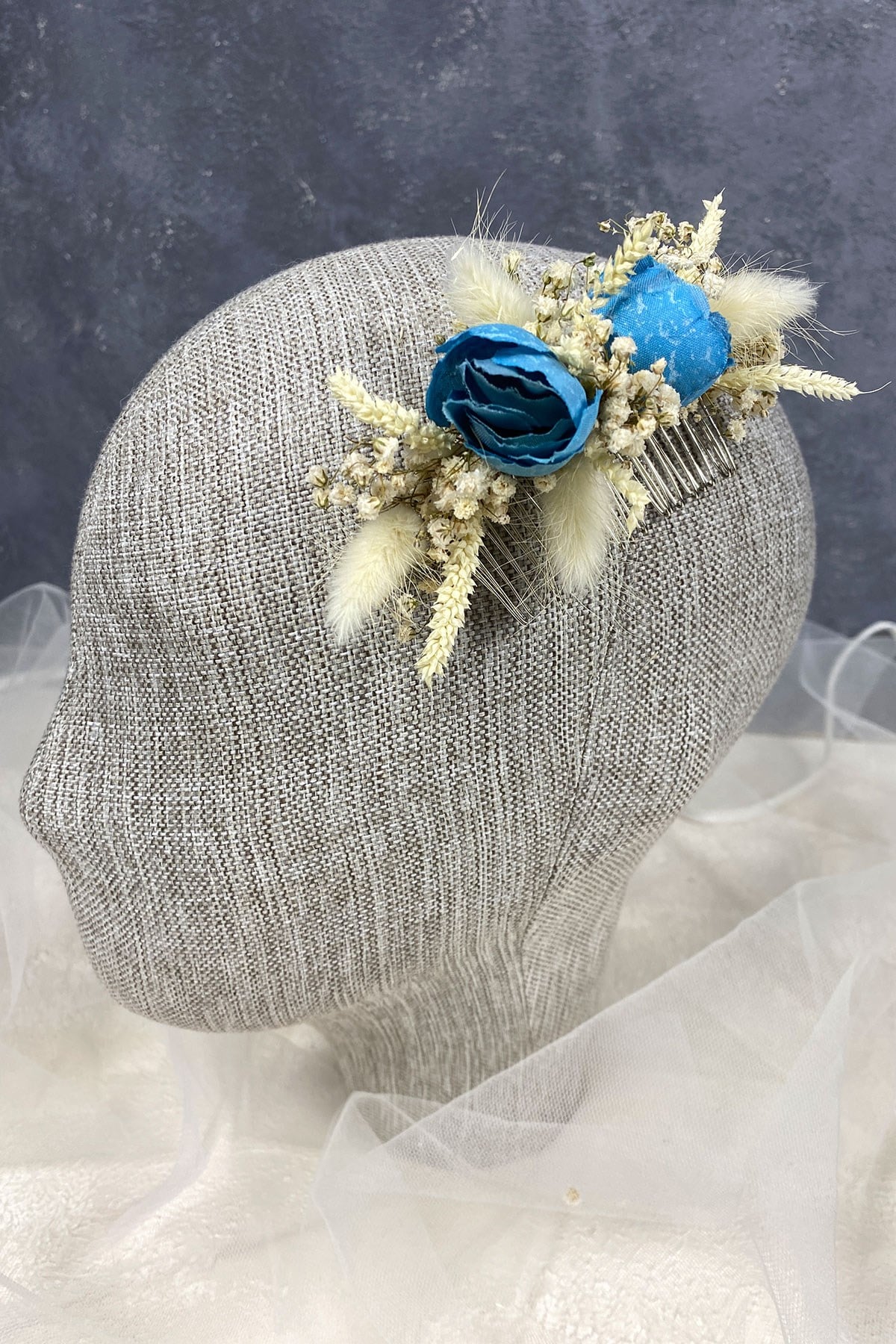 Cotton Grass Chipso and Artificial Flower Comb Hairpin
