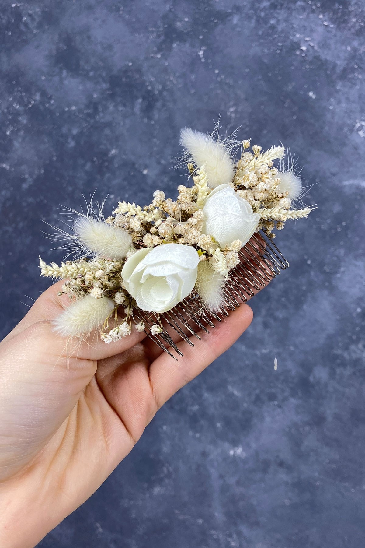 Cotton Grass Chipso and Artificial Flower Comb Hairpin