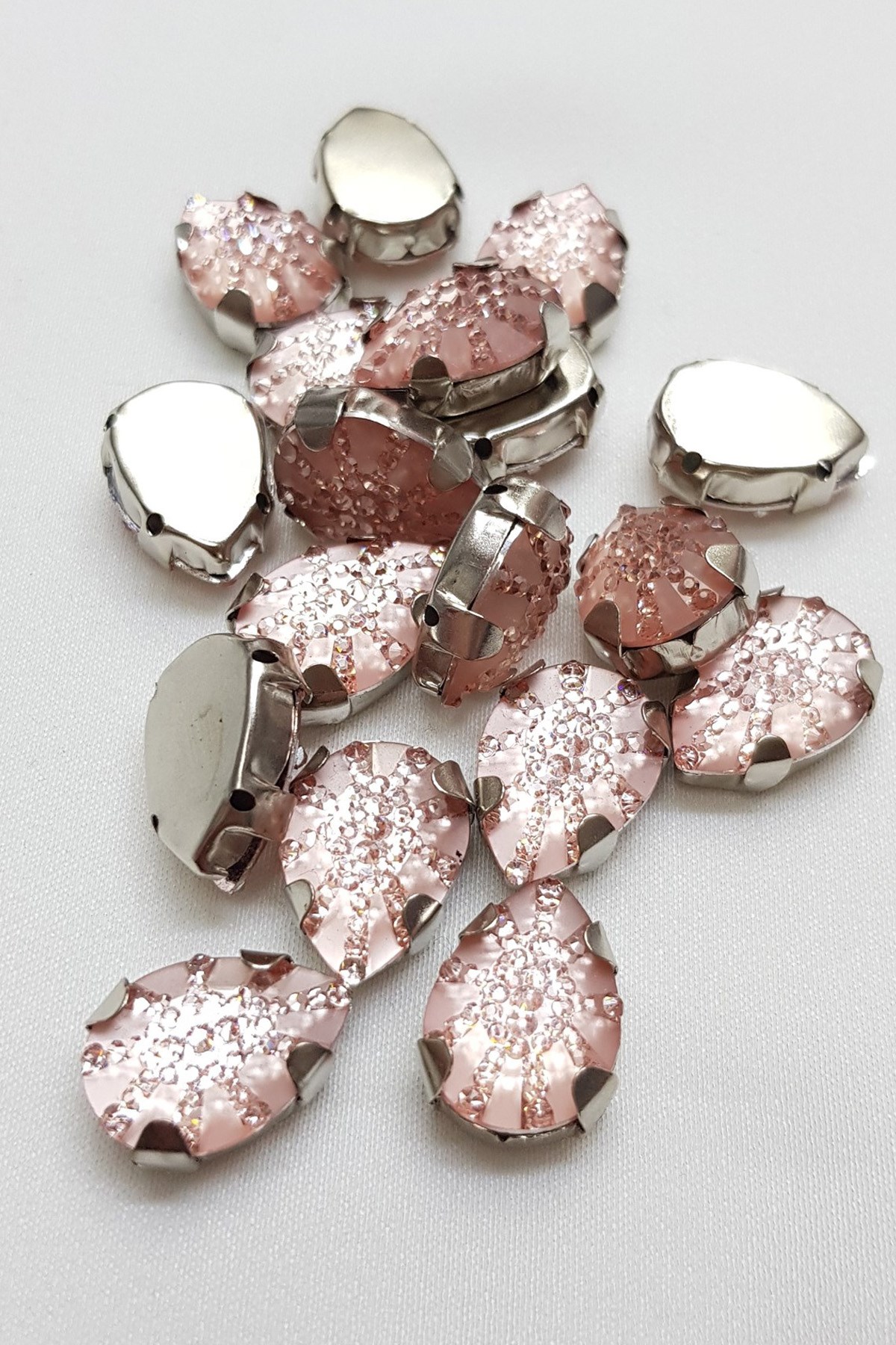 Pink Drop Case Strut Stone 1-1.5cm 10 pcs