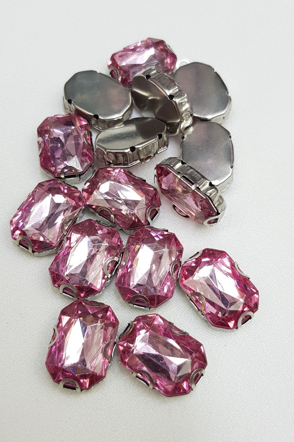 Pembe Dikdörtgen Kasalı Dikme Taş 1,5- 2 cm 10 adet