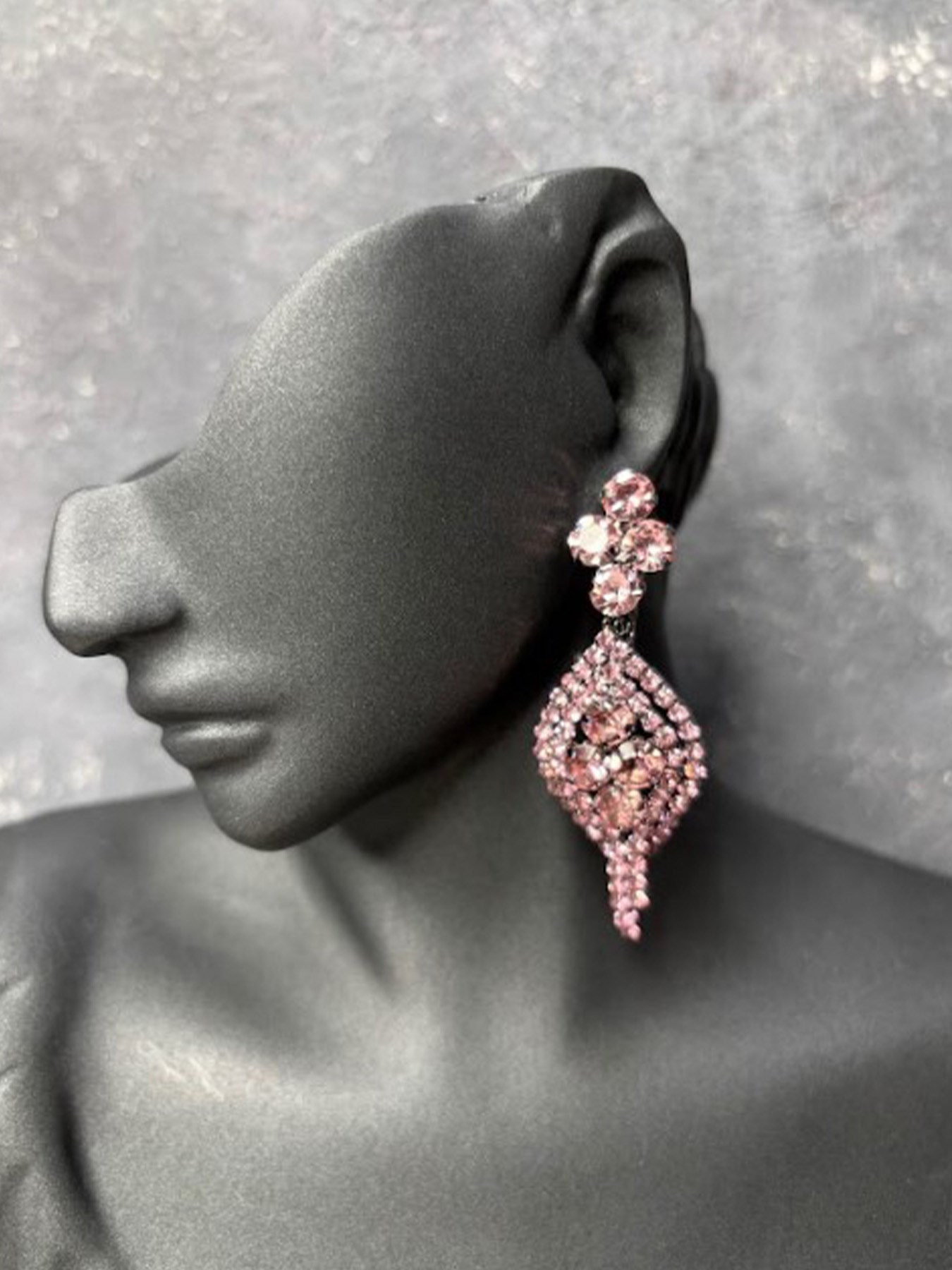 Pembe Rengi Lina Modern Şık Tasarım Gelin Abiye Küpesi
