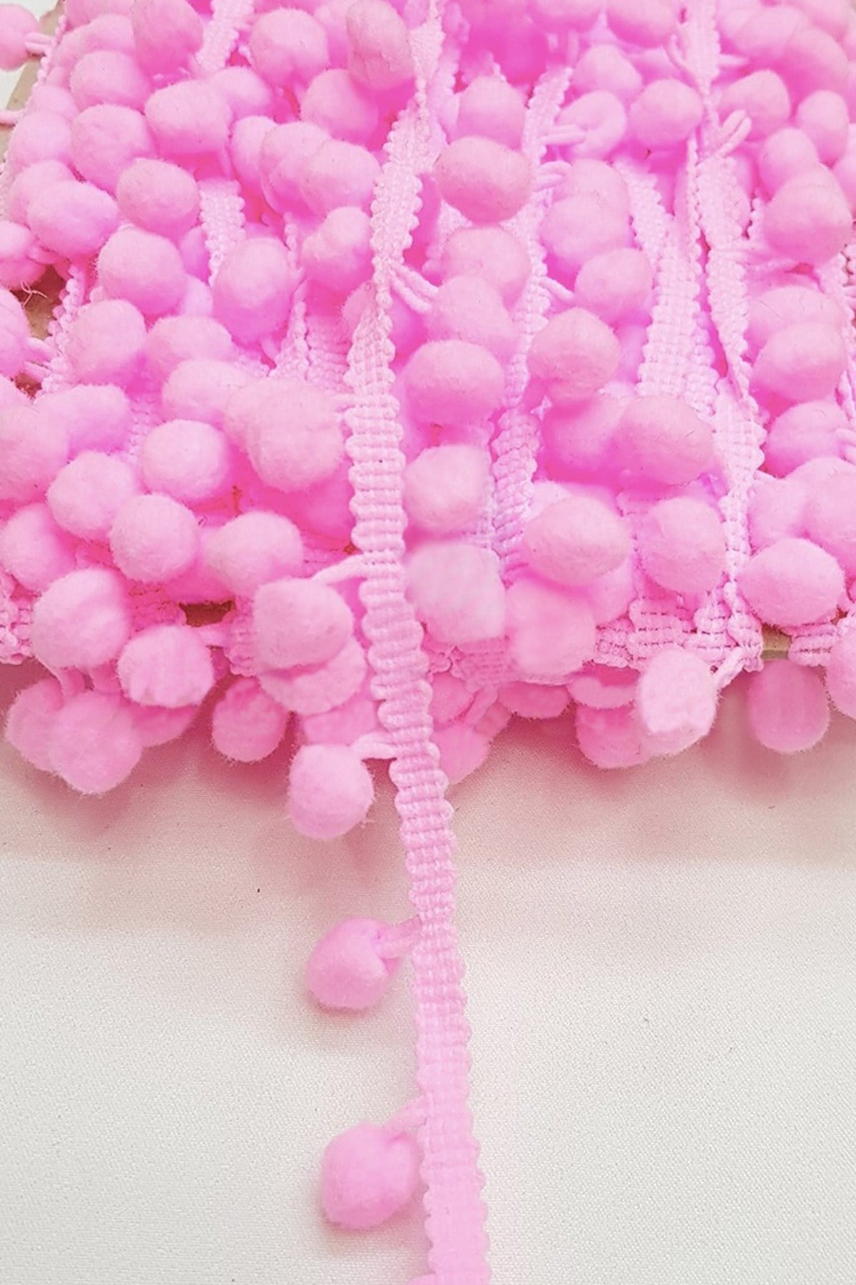 Pembe Şerit Ponpon 1,5cm