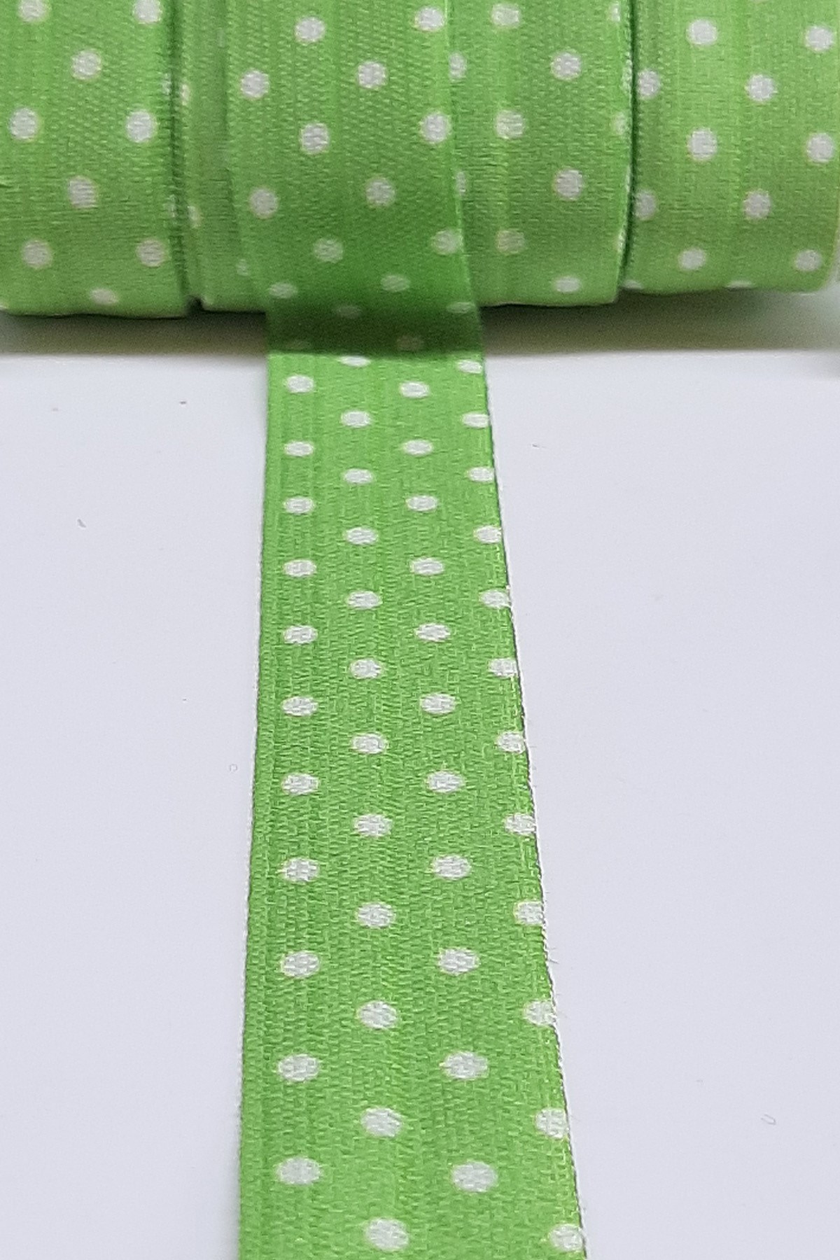 Puantiyeli Yeşil Lastikli Saç Bandı 1,5cm