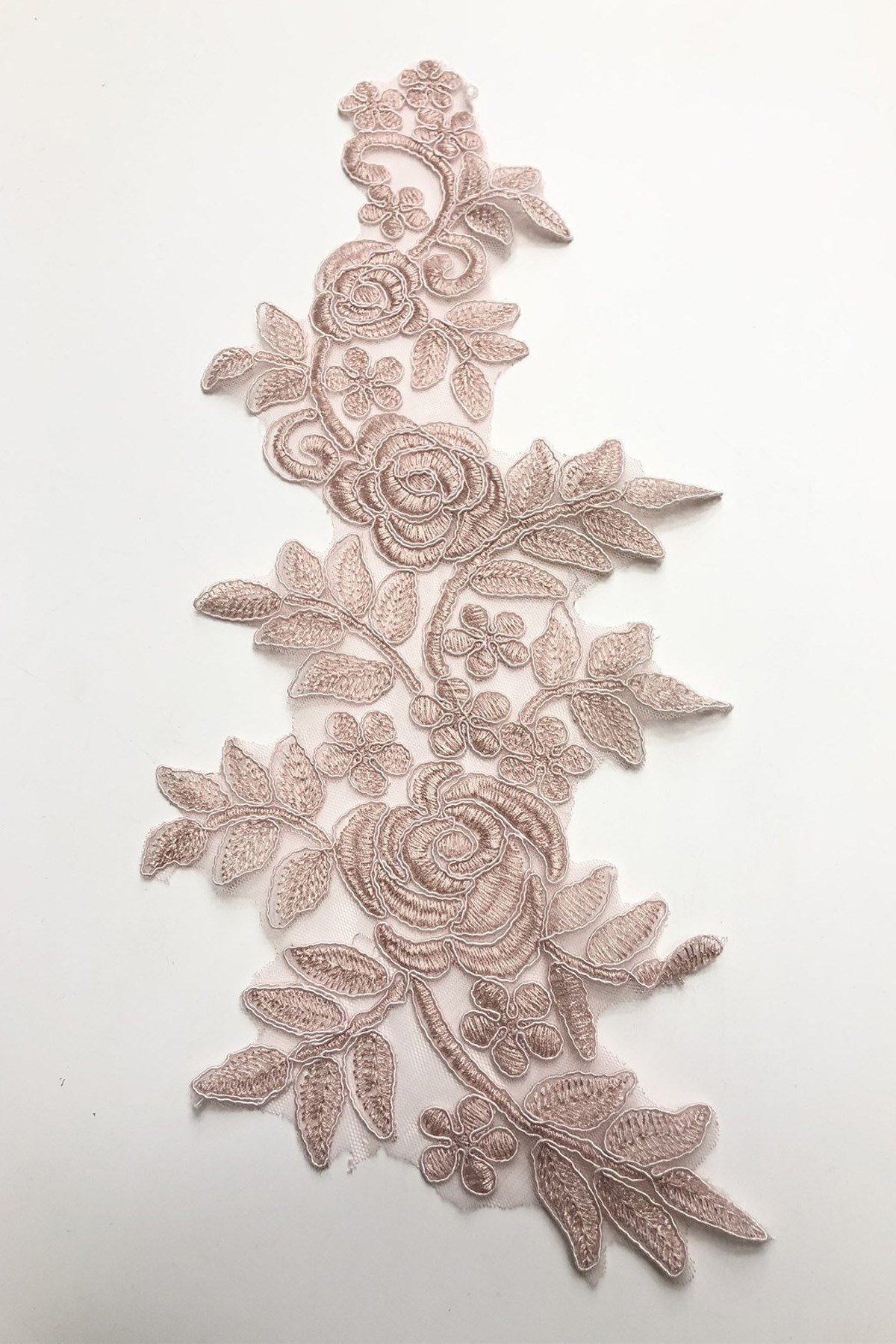 Pudra Gül Desenli Dantel Aplik Güpür