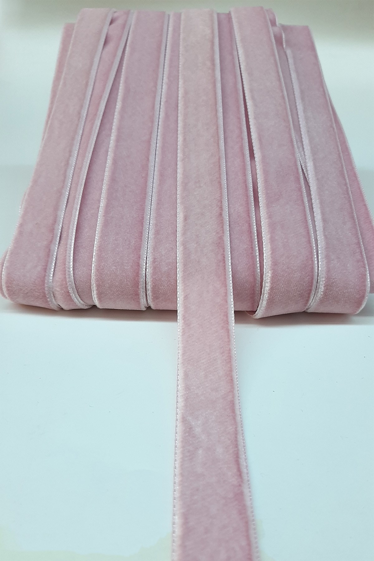 Powder Velvet Ribbon 2 cm