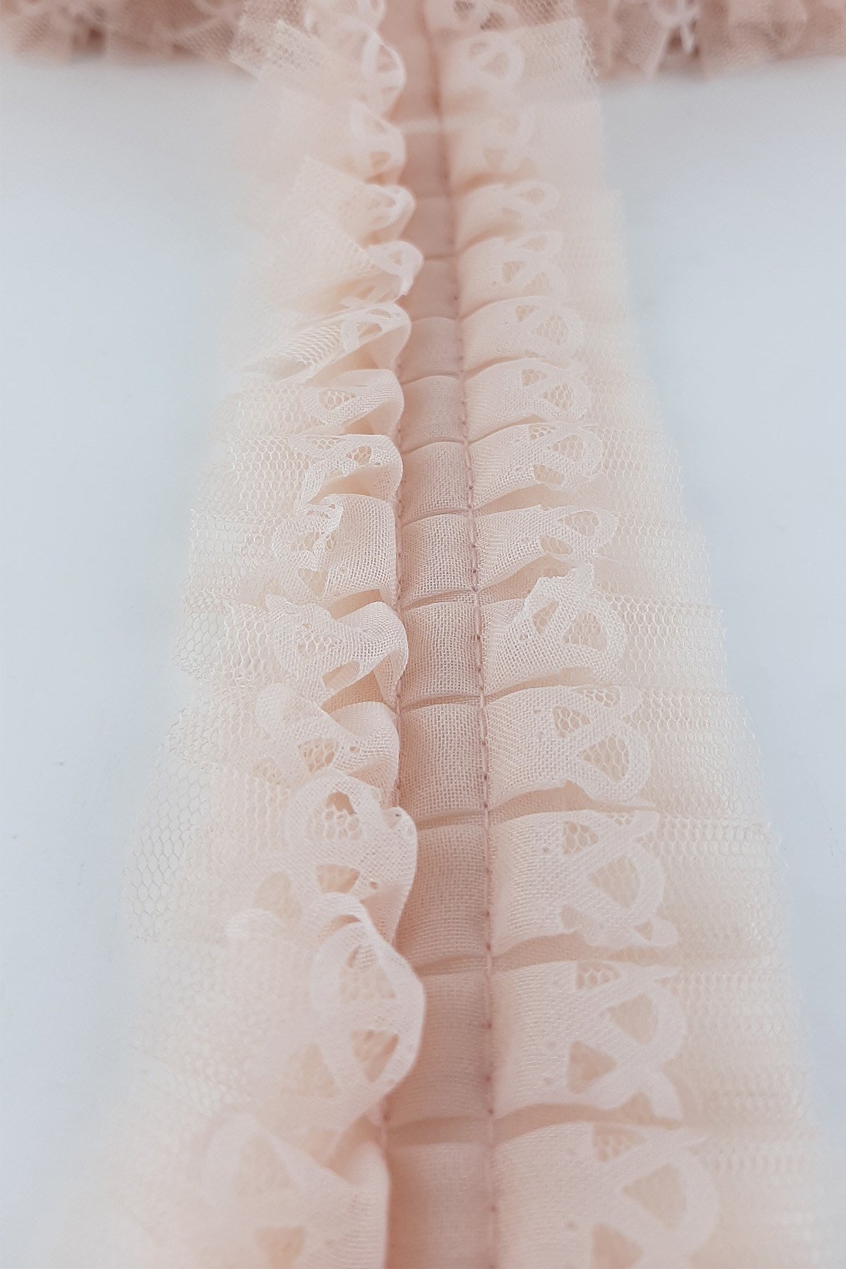 Powder Color Lacy Pleat Ruffle