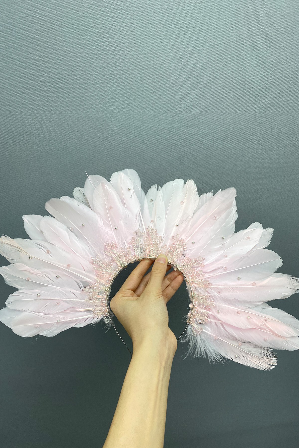 مسحوق حناء العرسان مع الريش والخرز