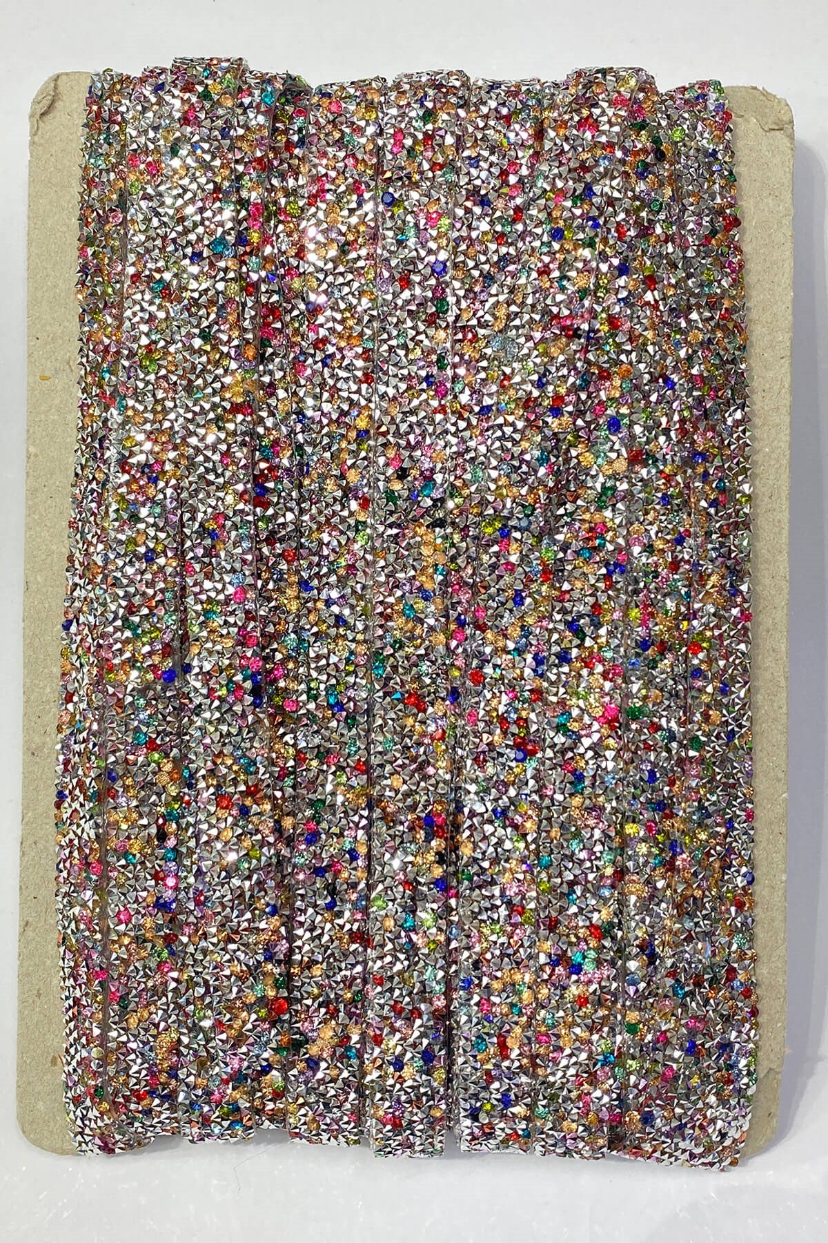 Renkli Janjanlı Ütüyle Yapışan Plastik Şerit Taş