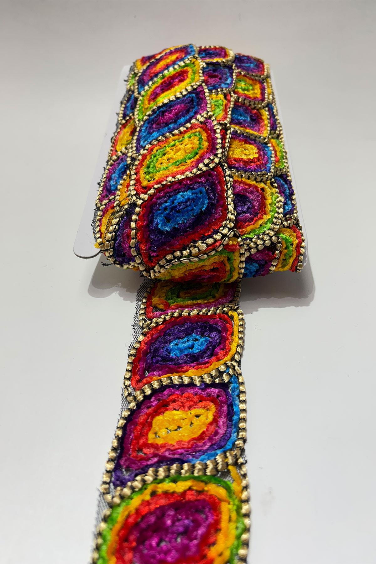 Şal Desenli Antik Şerit Güpür