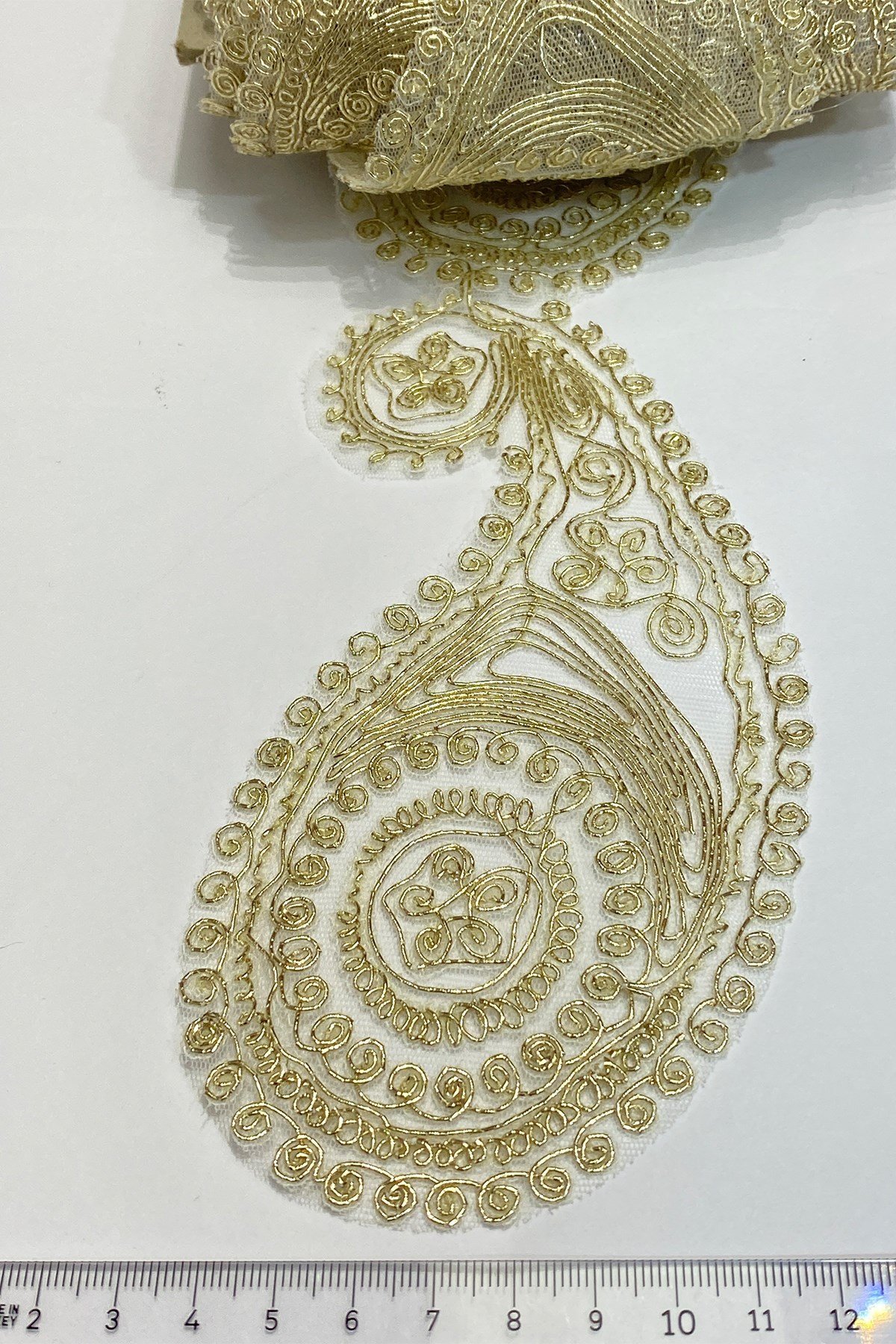 Şal Desenli Fransız Güpür Şerit