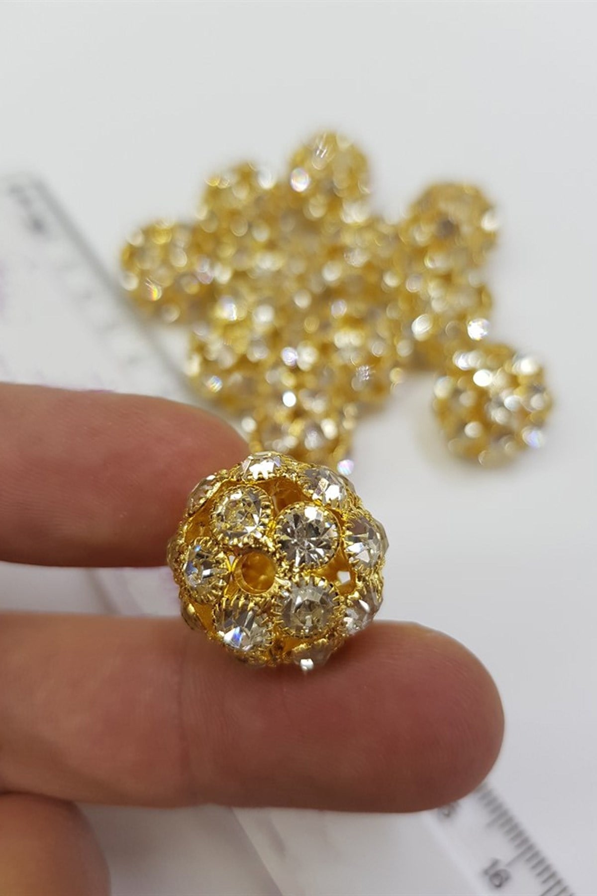 Sarı Taşlı Top 18 mm