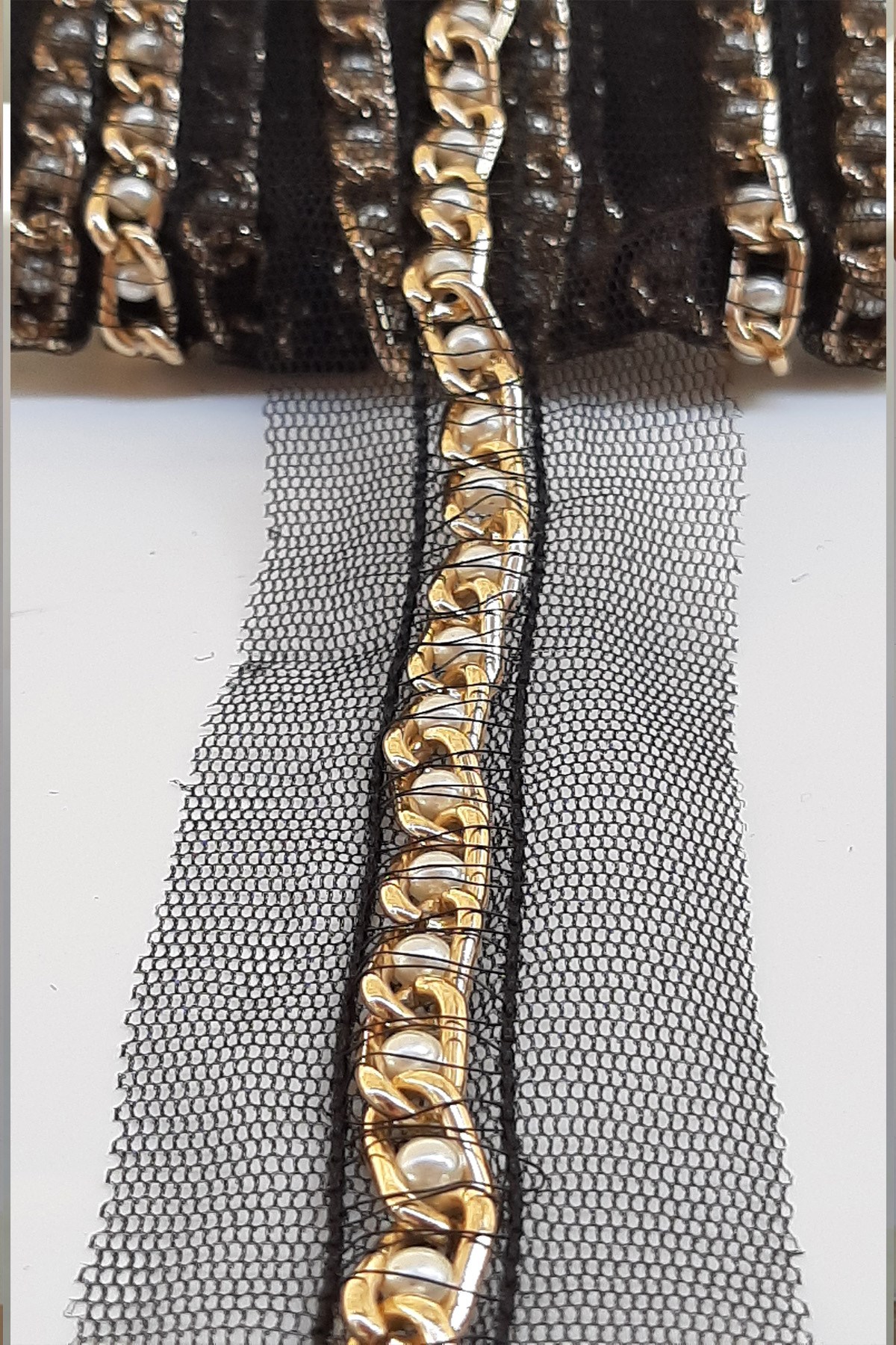 Sarı Zincirli Boncuk İşlemeli Şerit 1,5 Cm