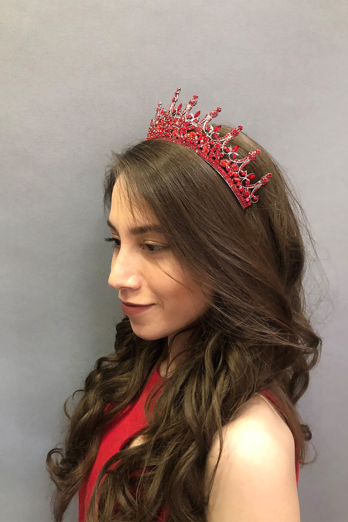 Sarin Model Red Bridal Henna Tiara and Earring