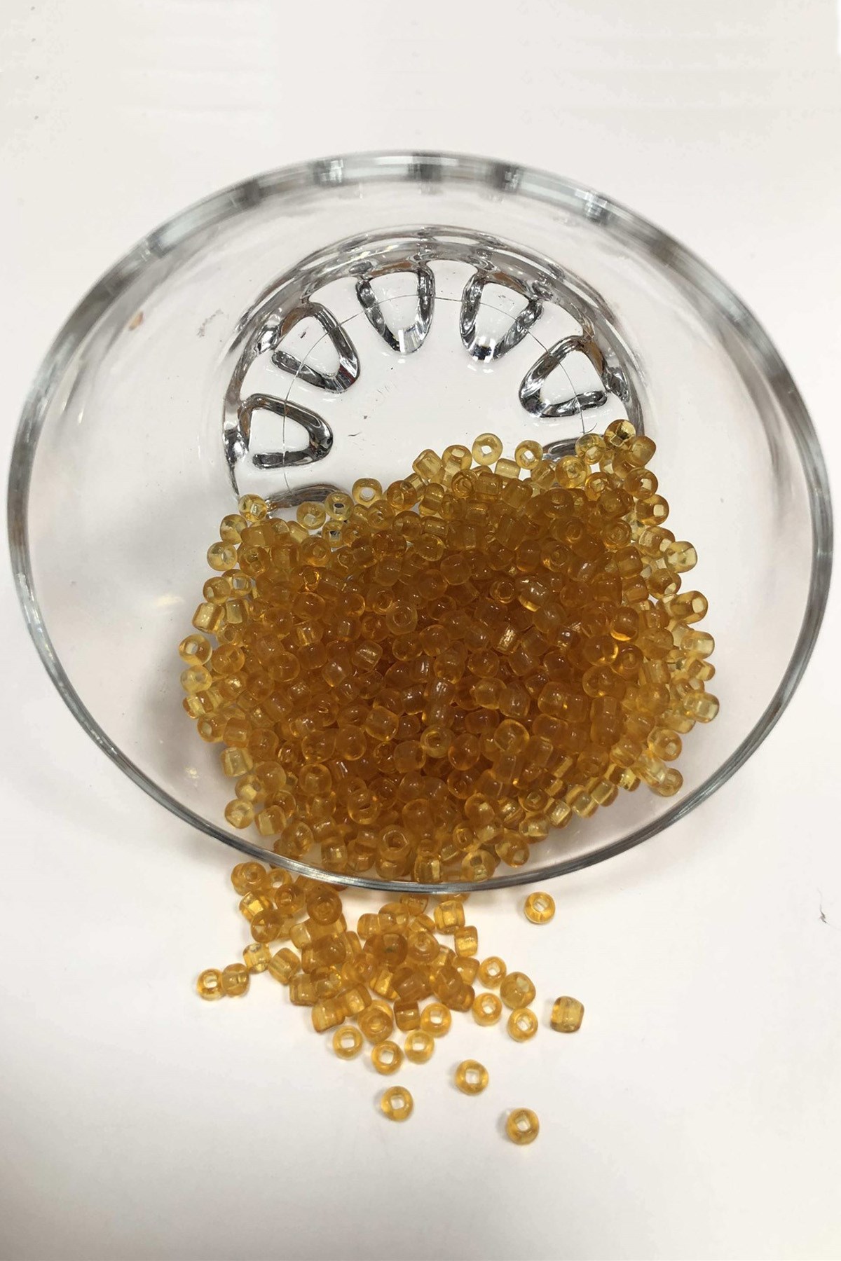 Saydam Sarı Kum Boncuk Orta Boy 4 mm 50 gr