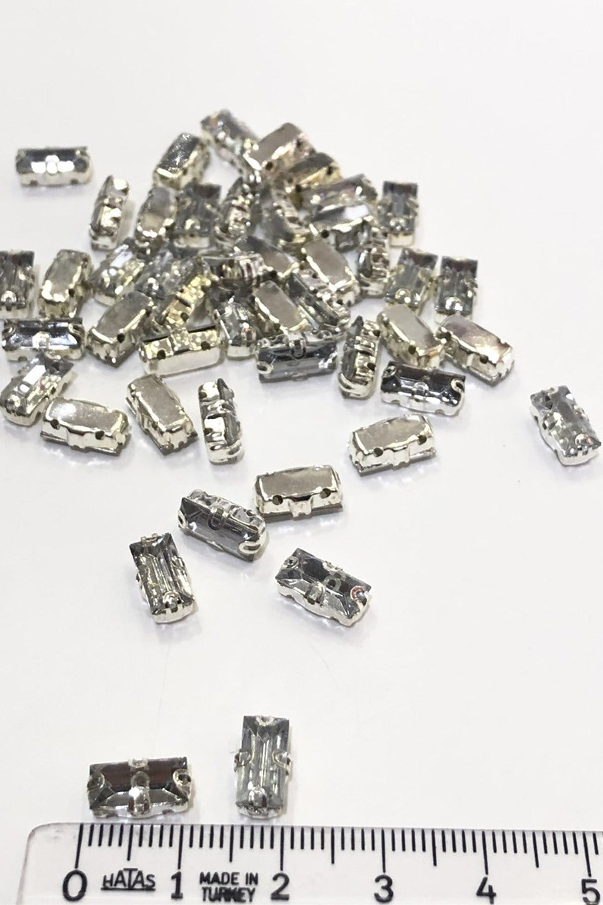Transparent Shuttle Stud Stone 10 pcs