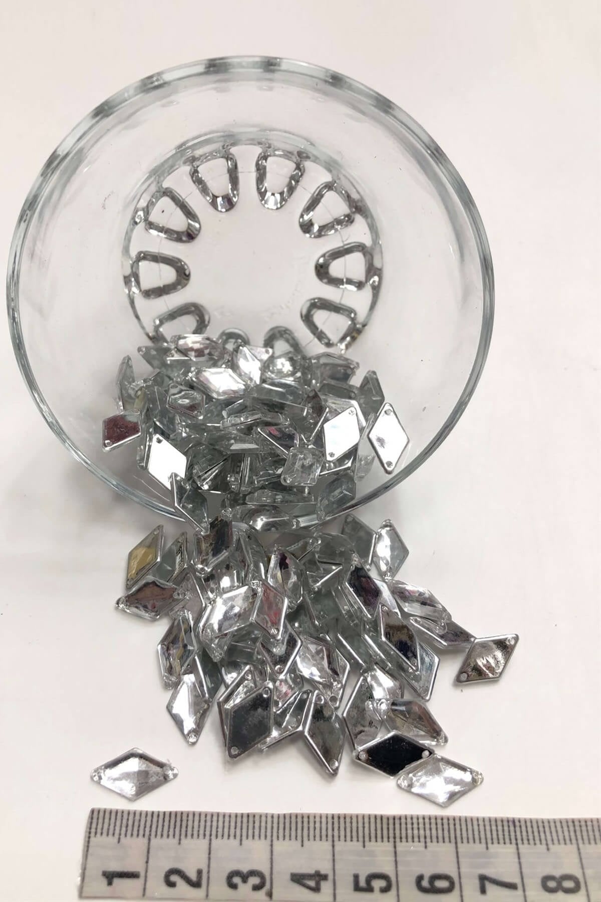 Şeffaf Mekik Plastik Dikme Taş (20 gr)