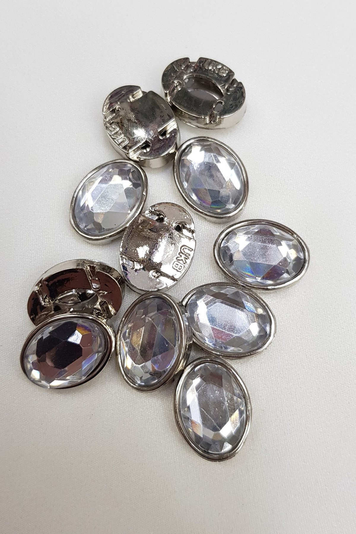 Transparent Oval Cased Pillar 1.5-2 cm 10 pcs