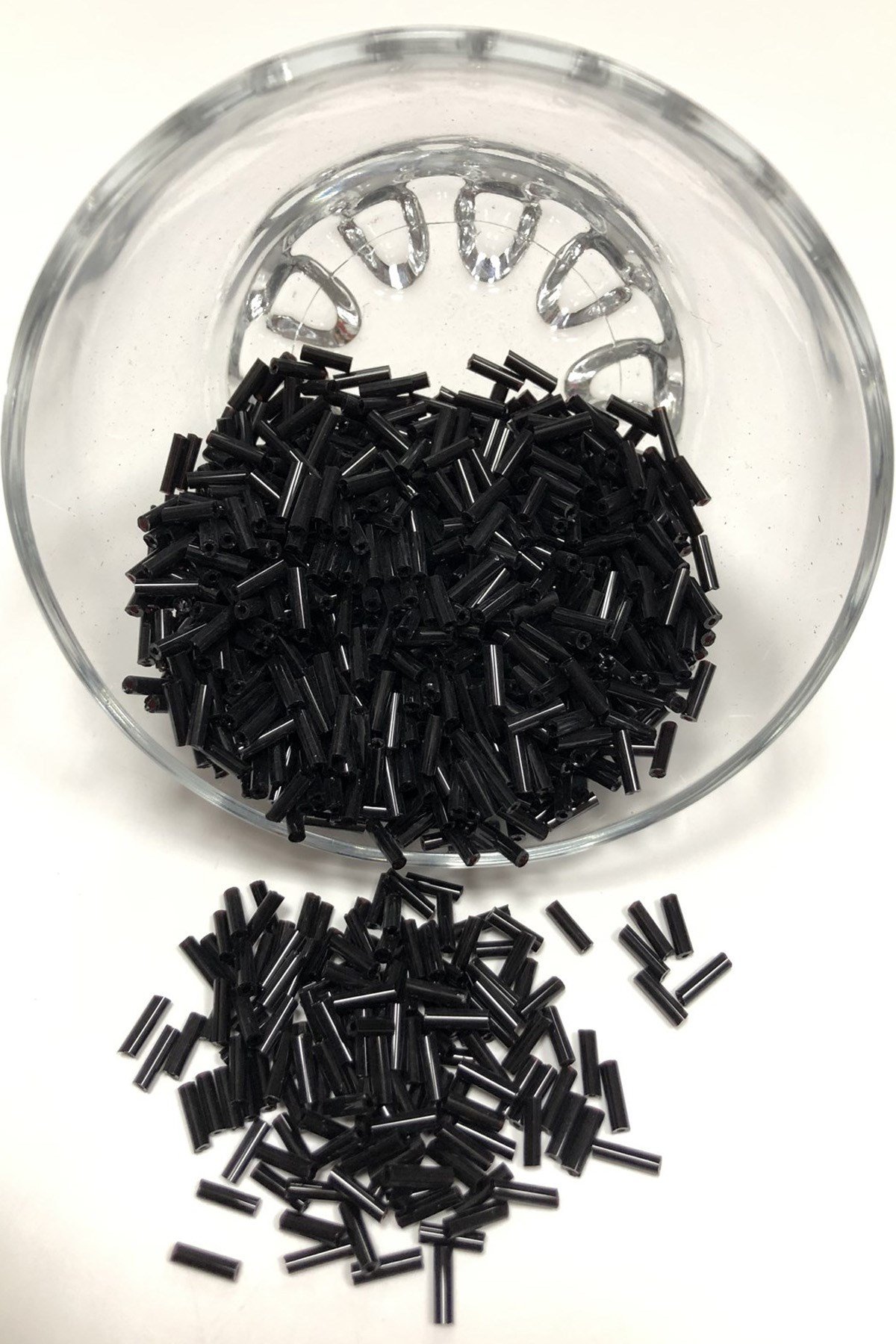 Siyah Boru Boncuk 5 mm