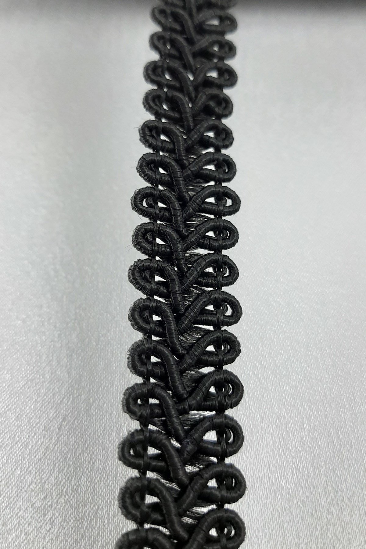 Siyah Dekoratif Şerit Su Taşı