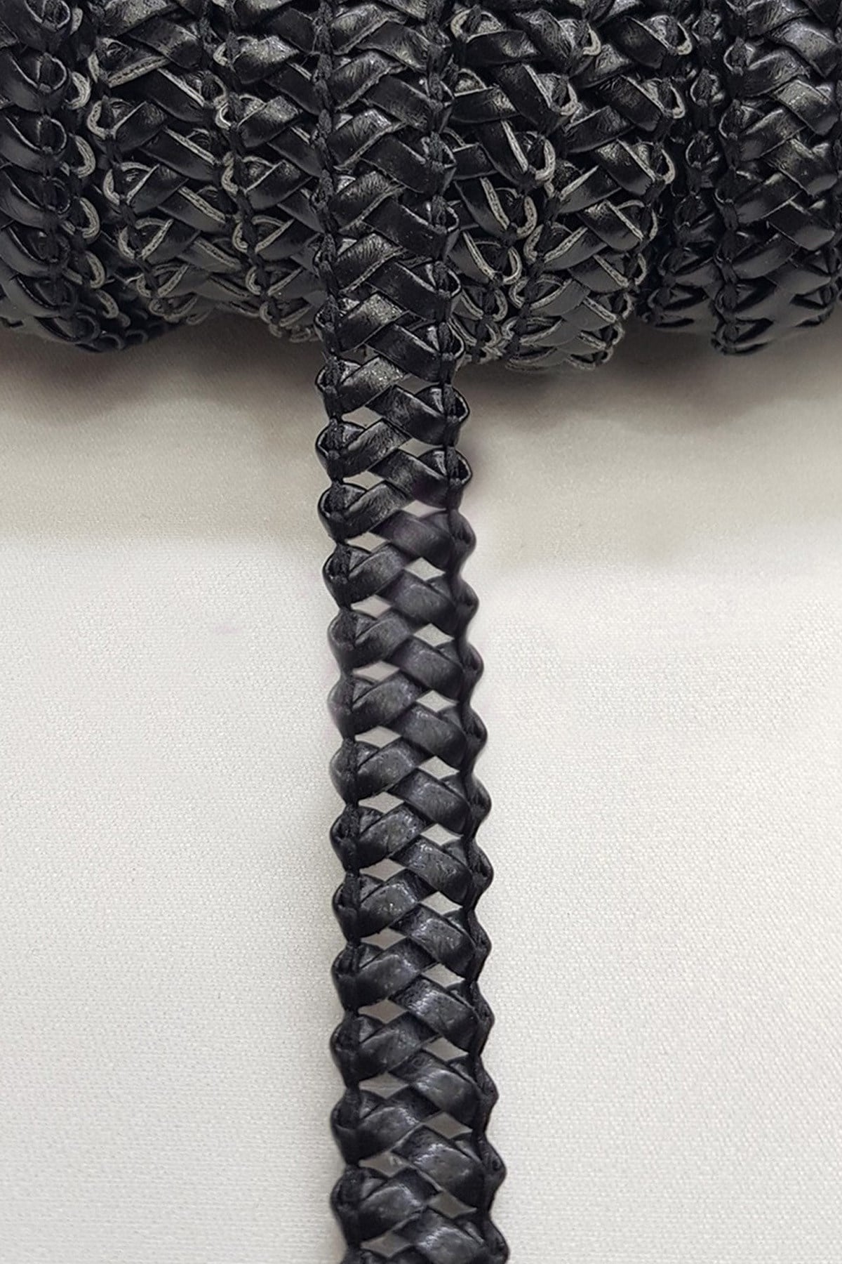 Black Patterned Knitted Leather Ribbon 1.50 cm