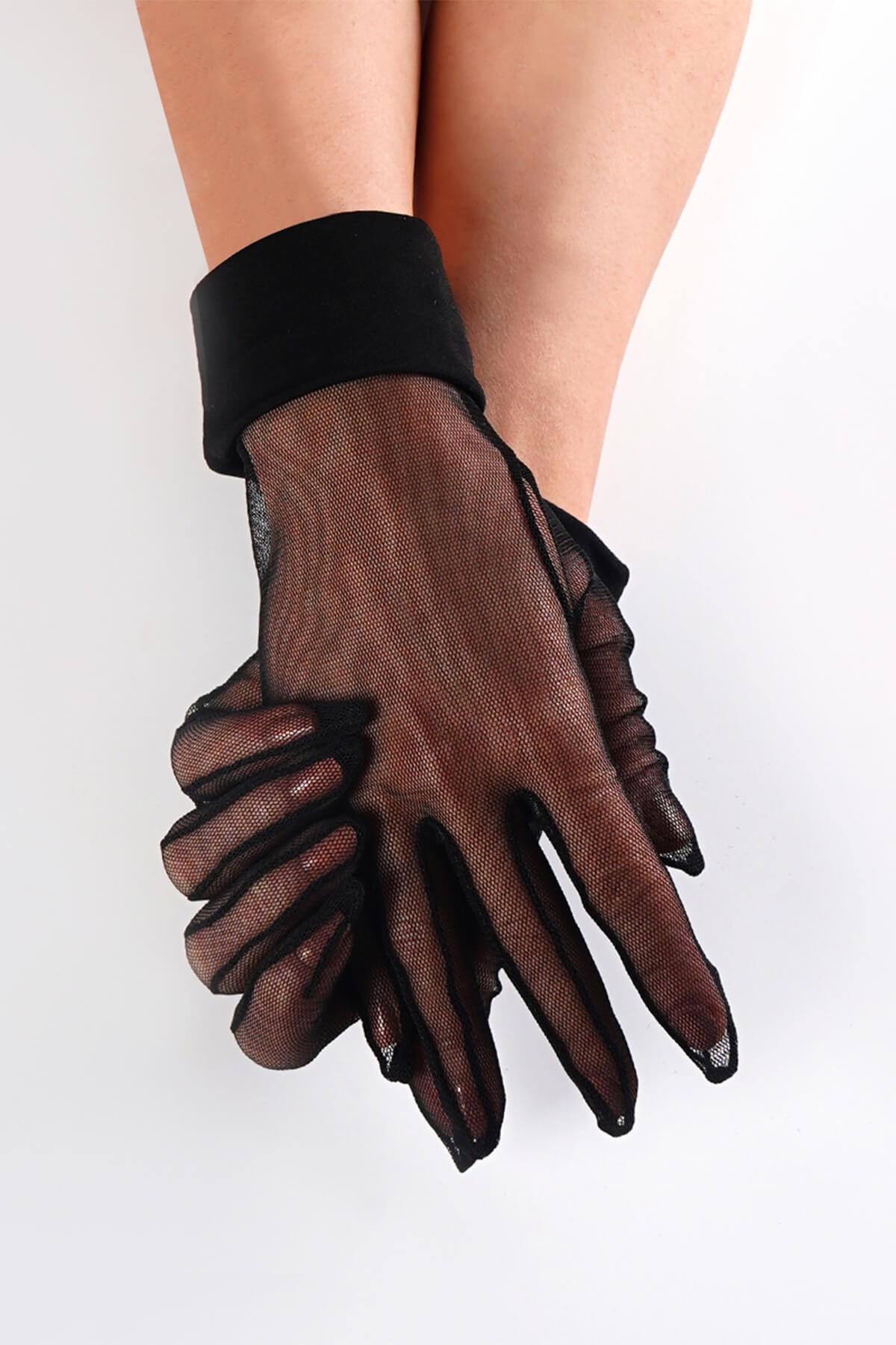 Black Plain Satin Detailed Bridal Gloves