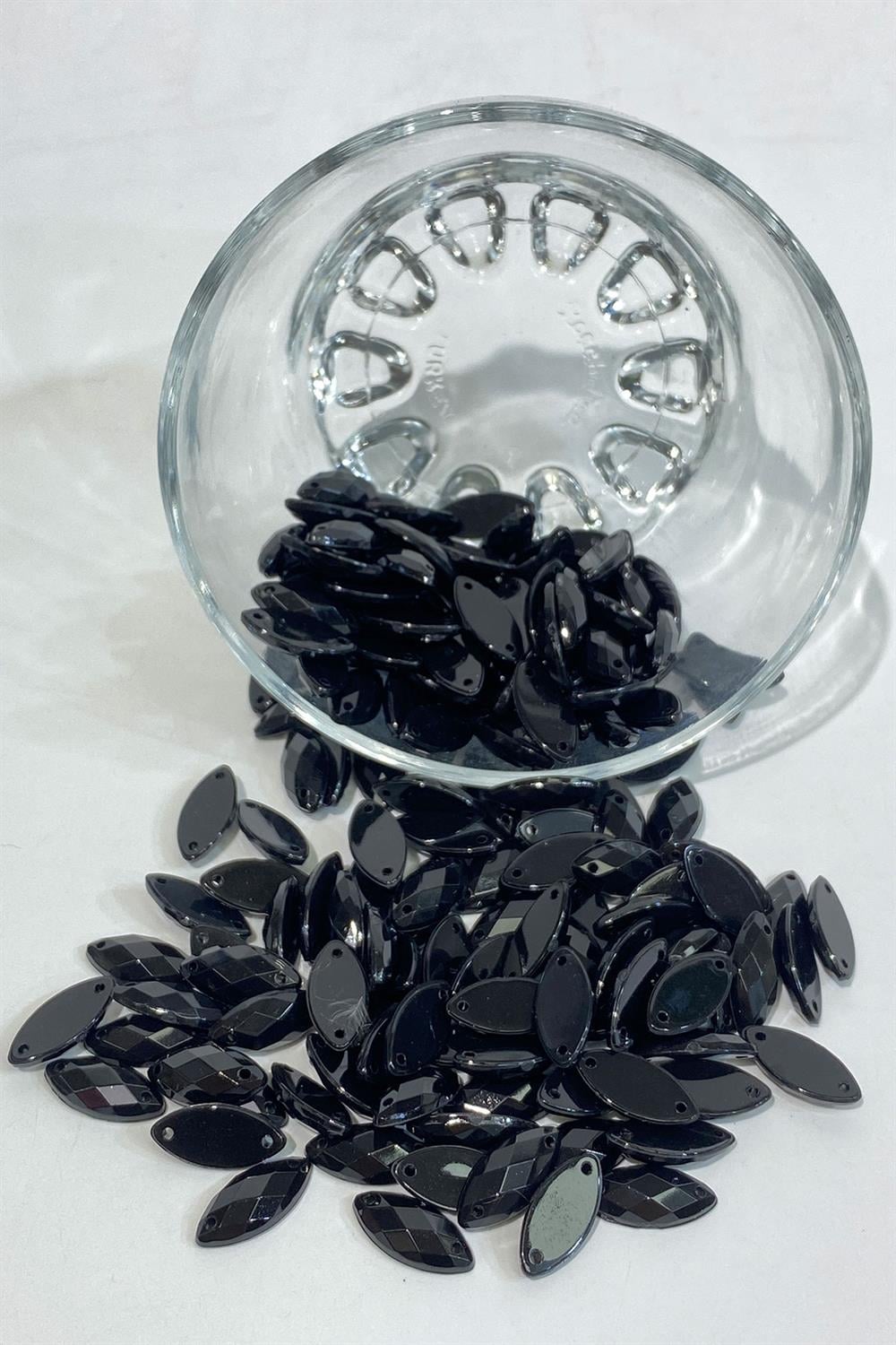 Siyah Mekik Dikme Plastik Taş Boncuk 10 Gr