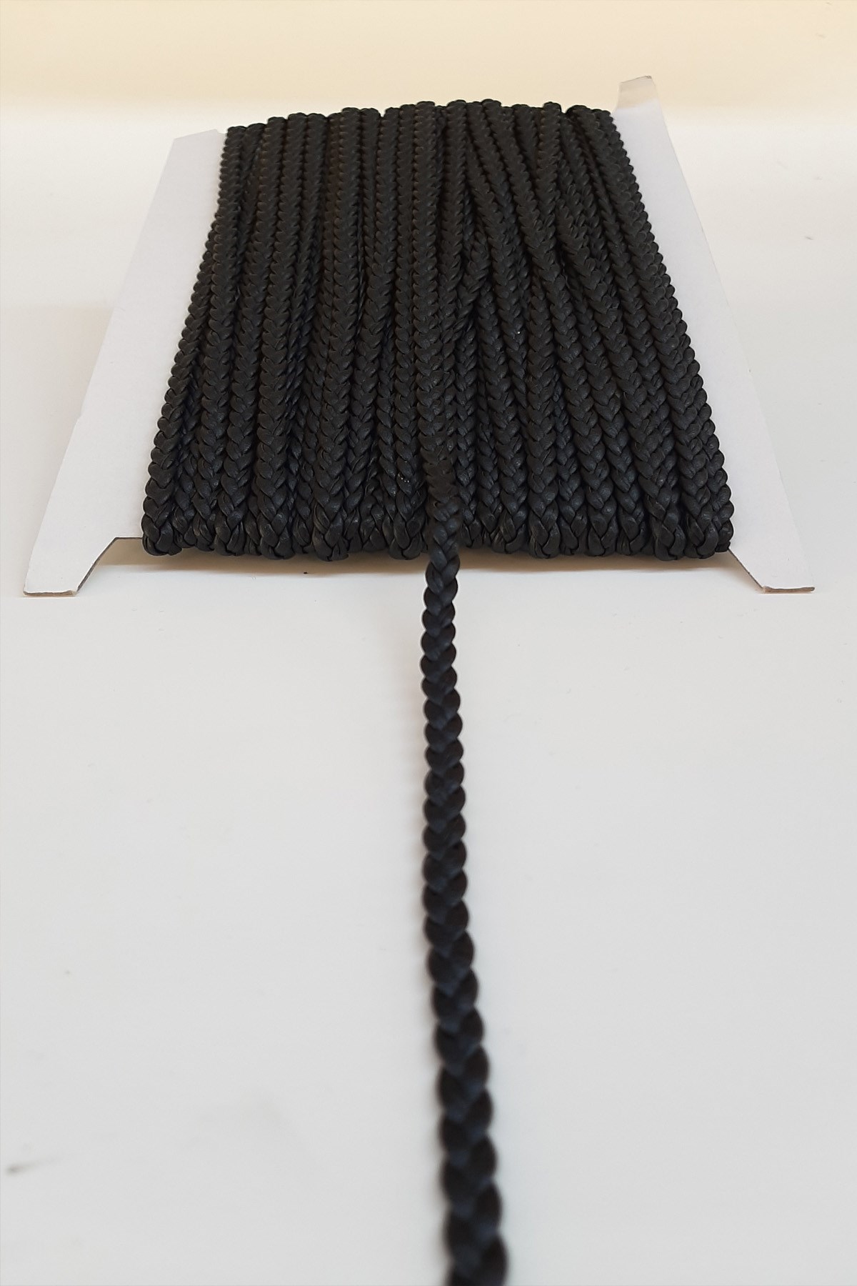 Black Braided Leather Strip 1 Cm