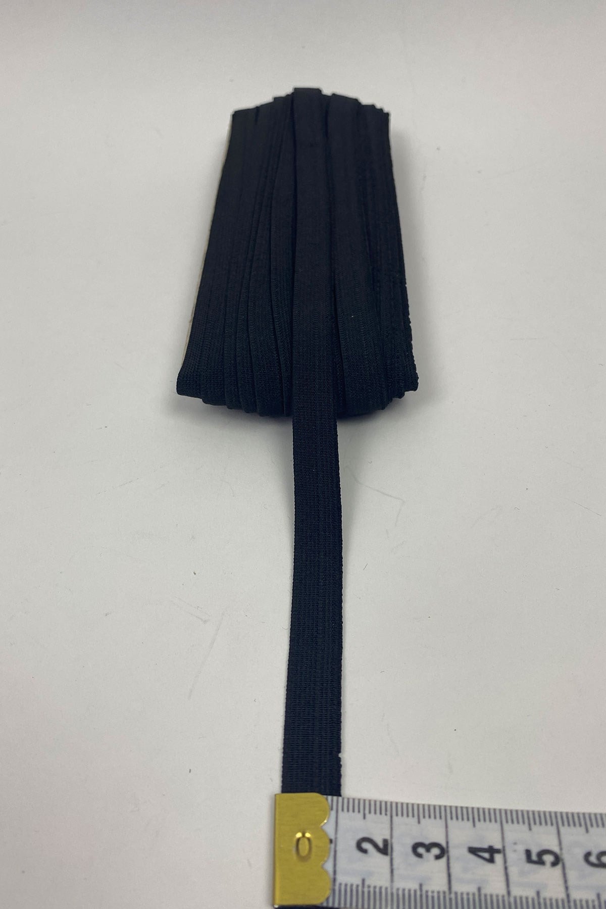 Siyah Yassı Lastik 1 cm 10 mt