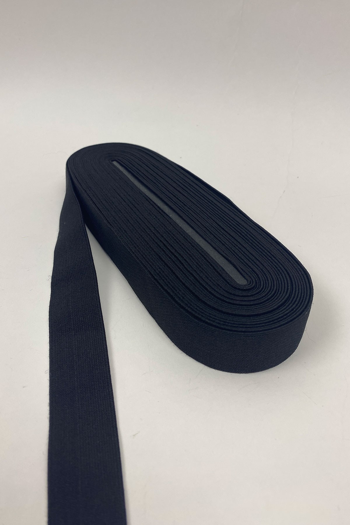 Siyah Yassı Lastik 2,5 cm 10 mt