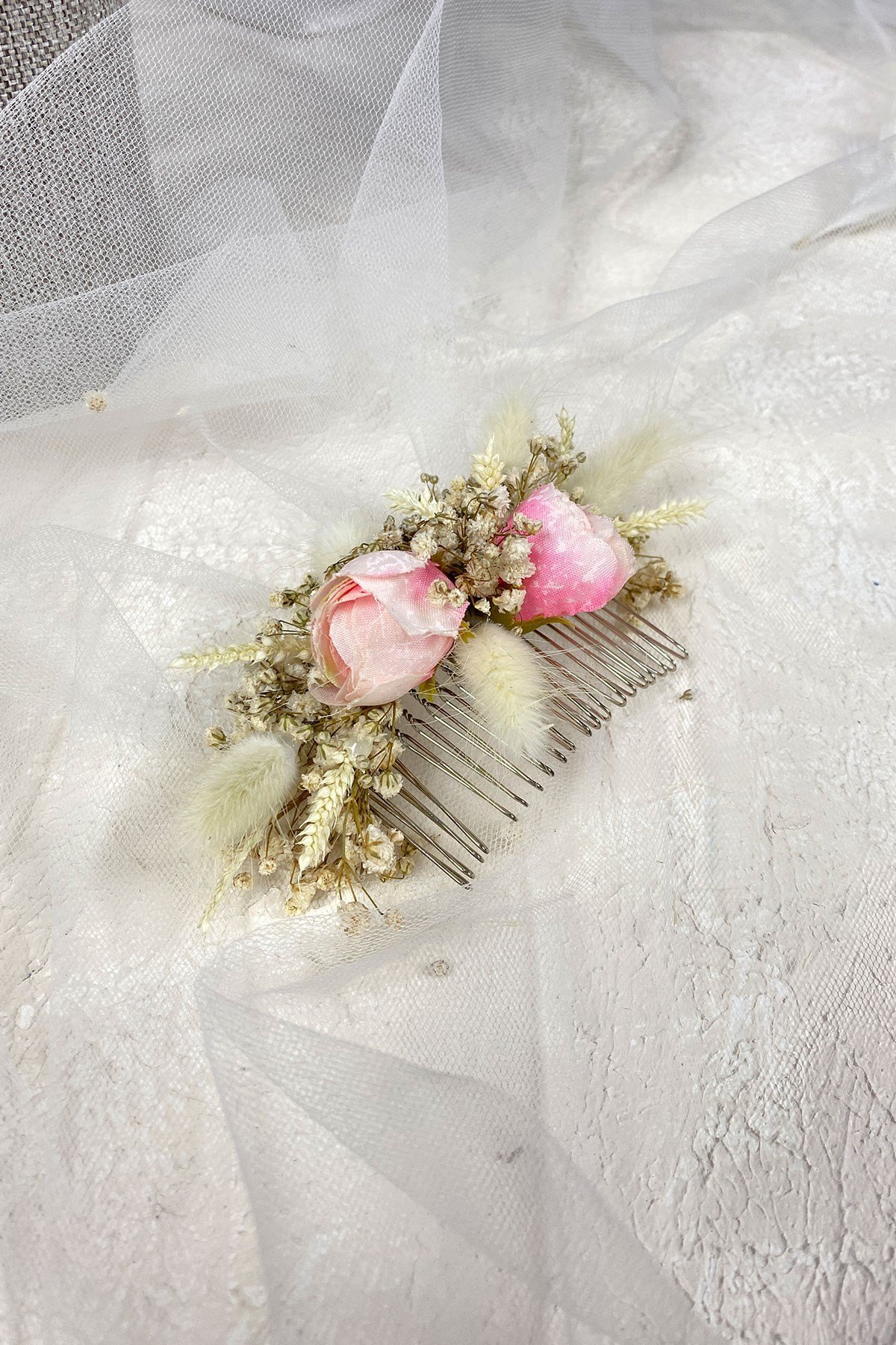 Somon Pamuk Otu Cipso ve Yapay Çiçekli Taraklı Saç Tokası