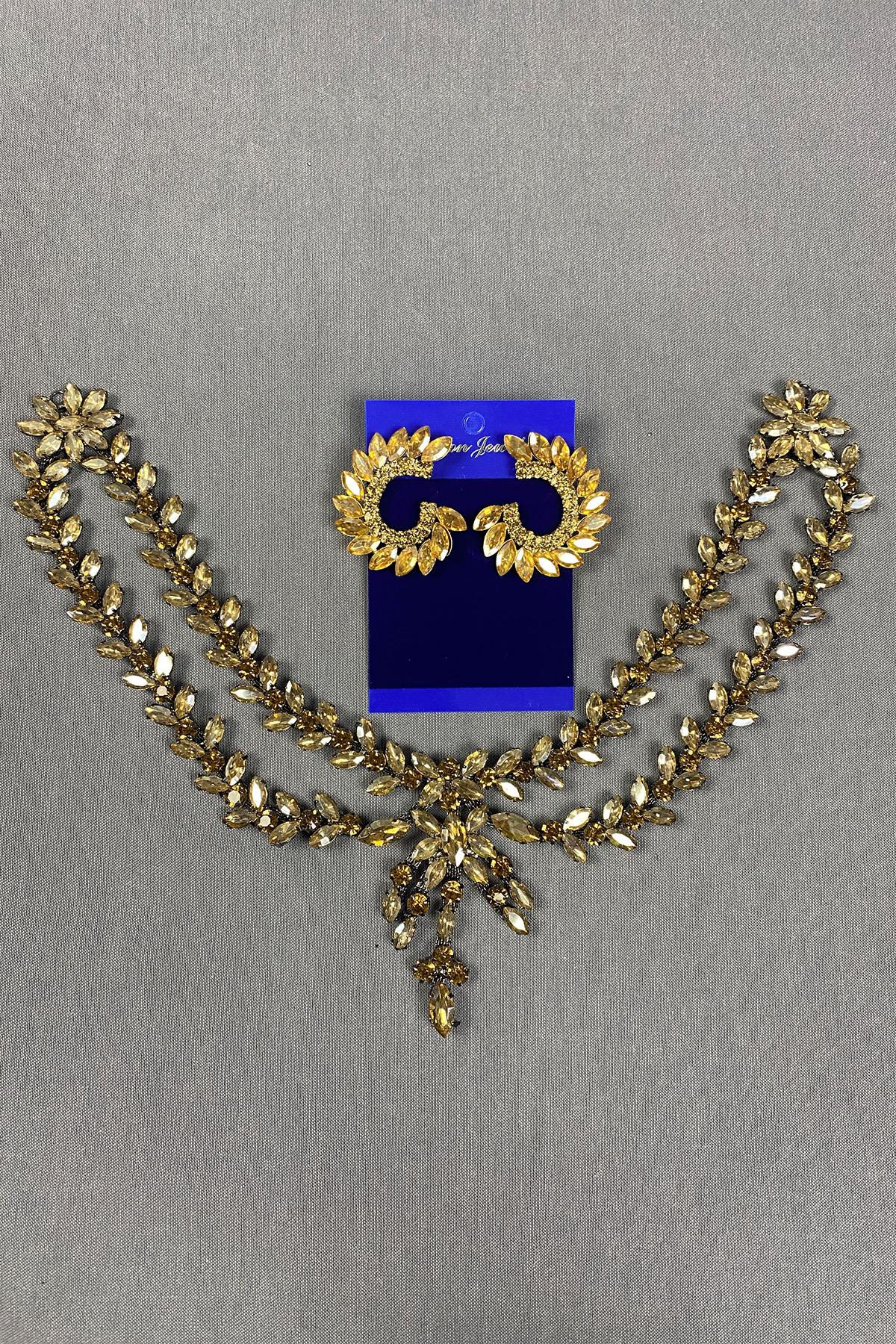 Sultan Stone Pediment Bridal Henna Hair Accessory and Round Stone Earrings