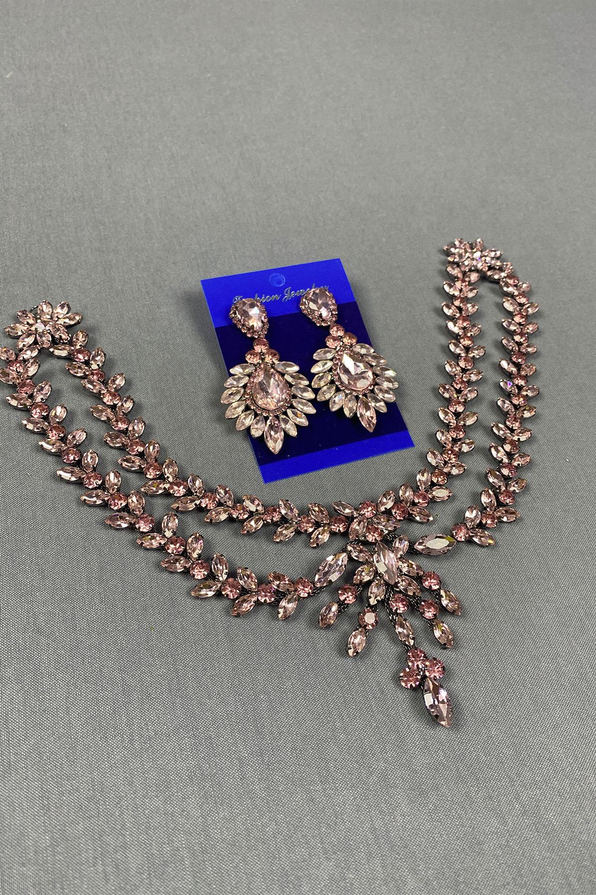 Sultan Stone Pediment Bridal Henna Hair Accessory and Shuttle Stone Earrings