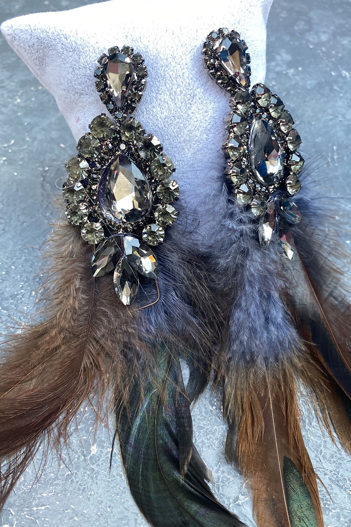 Design Feathered Special Engagement Wedding Earring