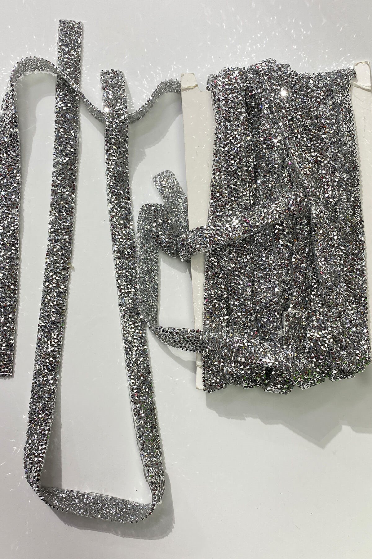 Taşlı Ütüyle Yapışan Şerit Aplik Gümüş