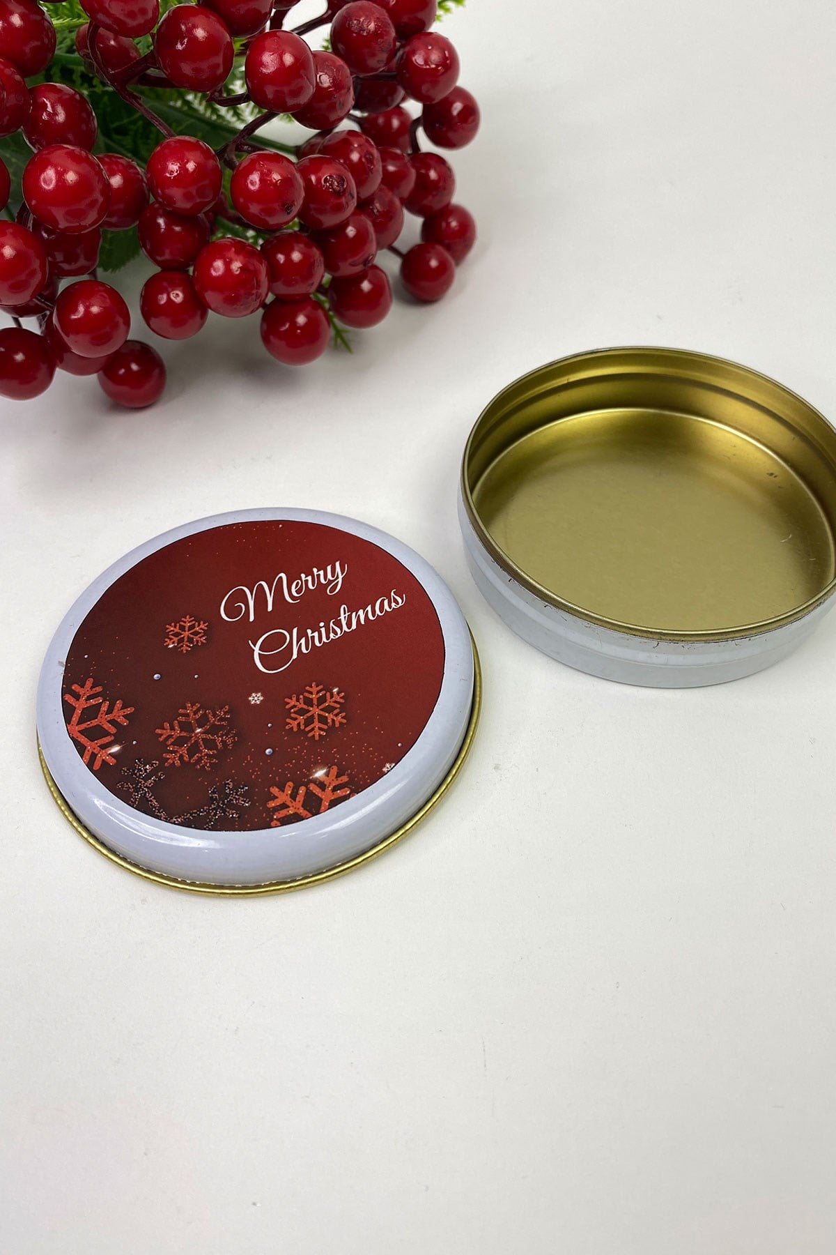 Teneke Kutu Yuvarlak Kırmızı Merry Christmas Baskılı 