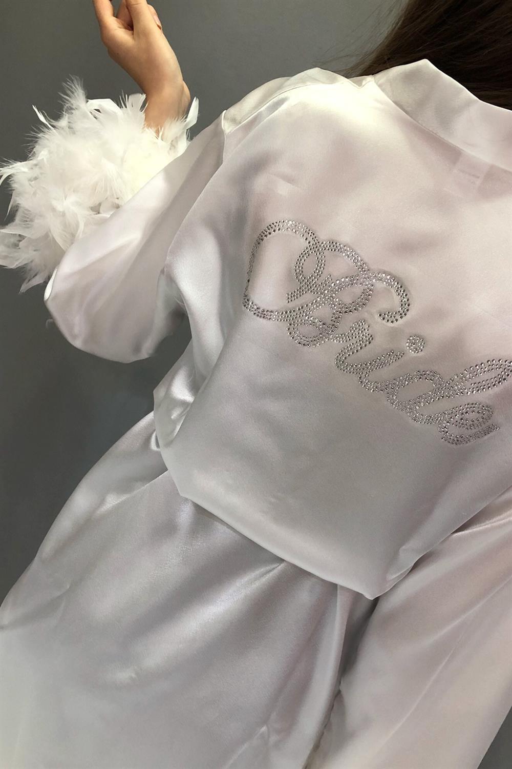 Toptan Beyaz Saten Tüylü Bride Sabahlık ve Tüylü Taç Küpe