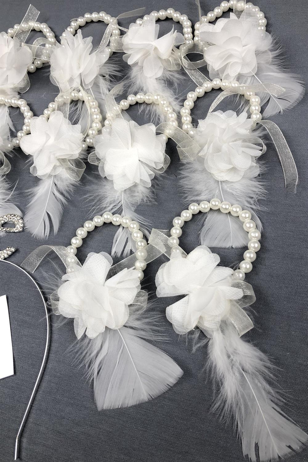 Toptan Bride Taç ve Beyaz Çiçekli Nedime Bileklik Seti