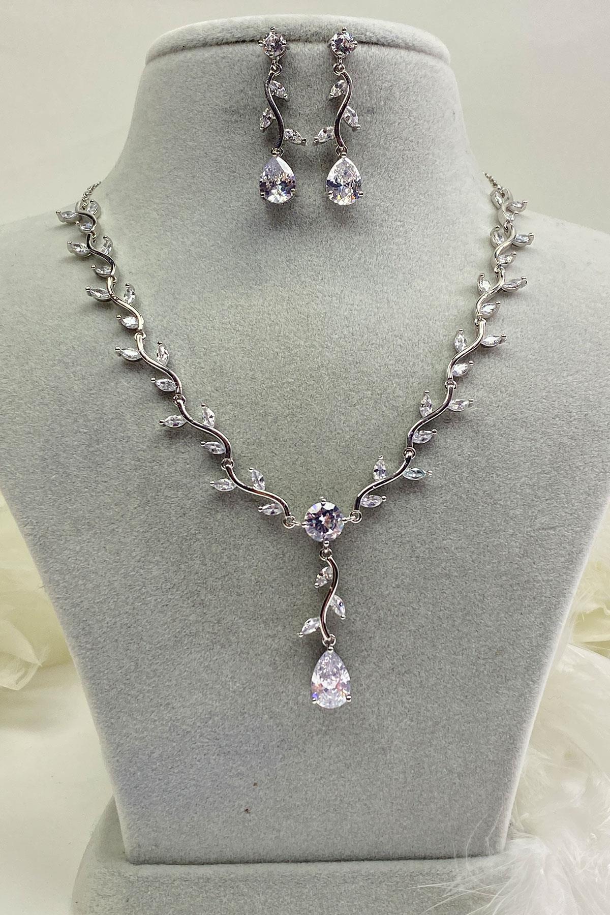 Wholesale Silver Color Zircon Shiny Stone Lena Necklace Earring Set
