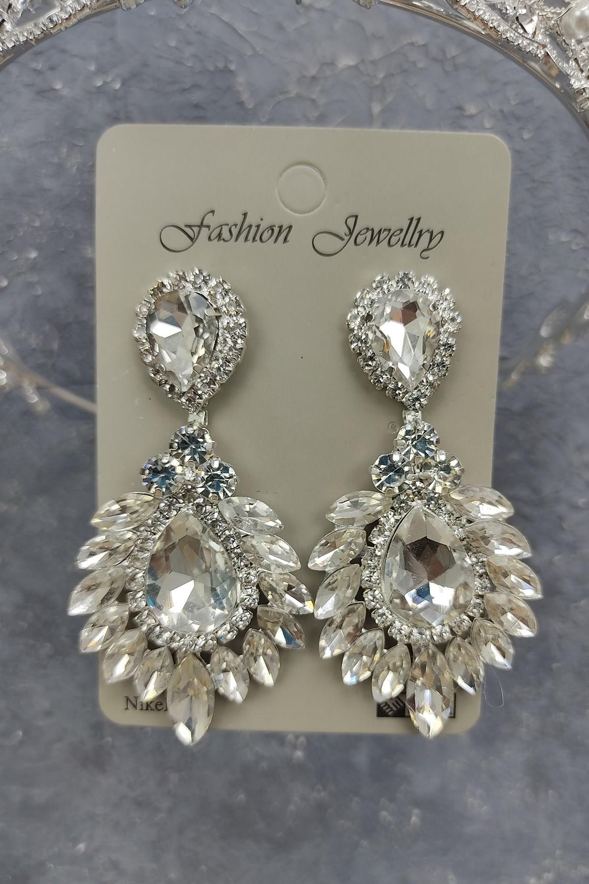 Wholesale Jabbah Model Bridal Crown with Pearls and Drop Shuttle Stone Earrings