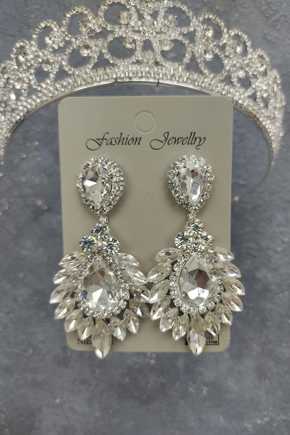 Wholesale Daisy Patterned Bridal Crown and Drop Shuttle Stone Earrings