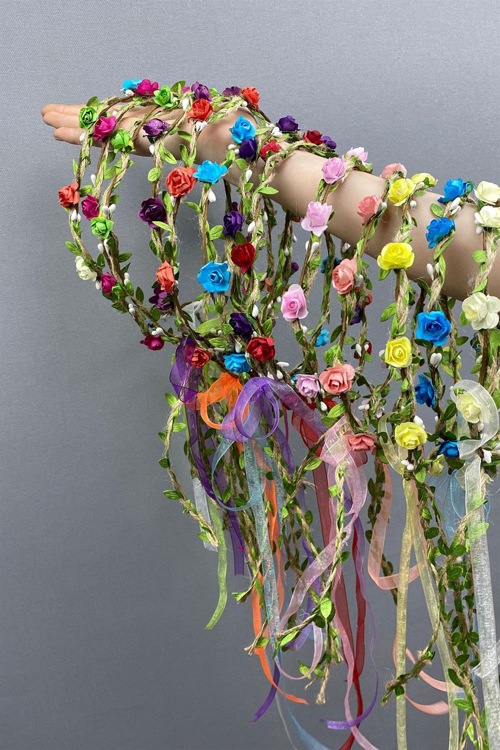 Toptan Rengarenk Kagıt Güllü Yapraklı Nedime Tacı ve Hediyelik Çocuk Tacı 10 Adet