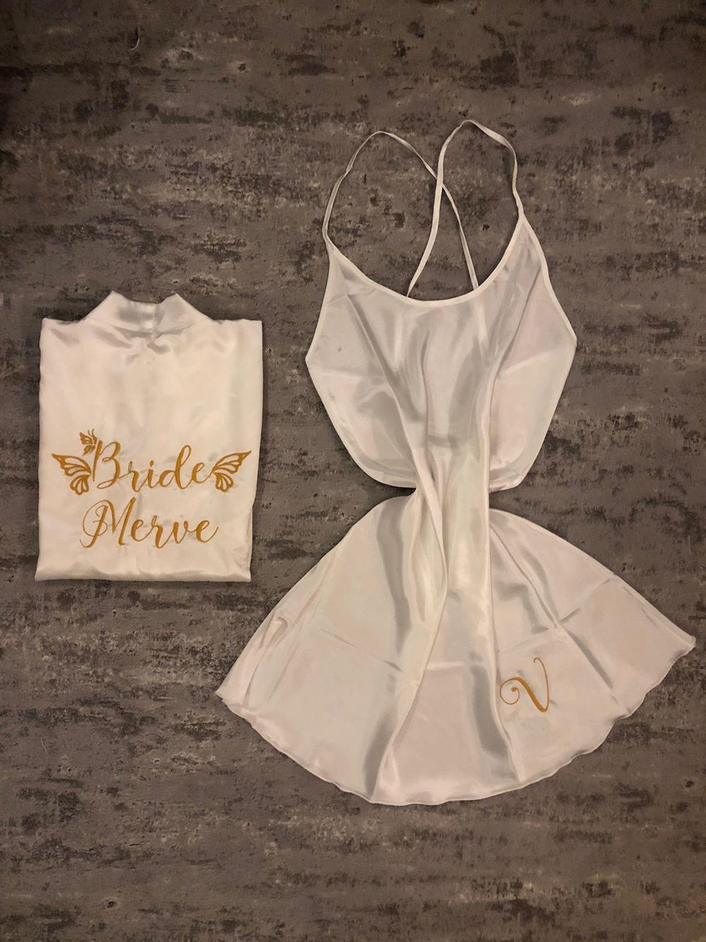 Toptan Tüylü Nakış İşlemeli İsme Özel Bride Sabahlık Seti