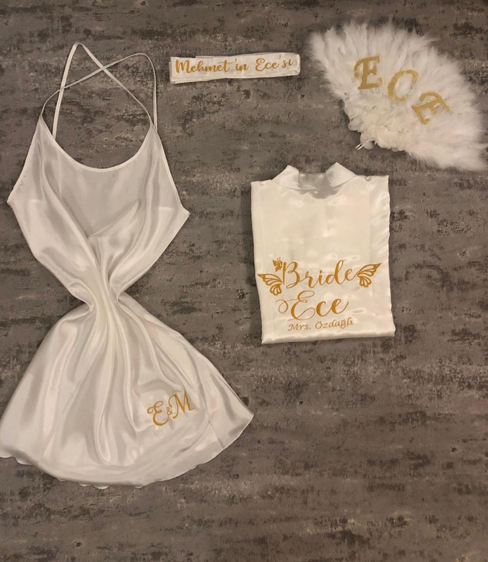 Toptan Tüylü Nakış İşlemeli İsme Özel Bride Sabahlık Seti